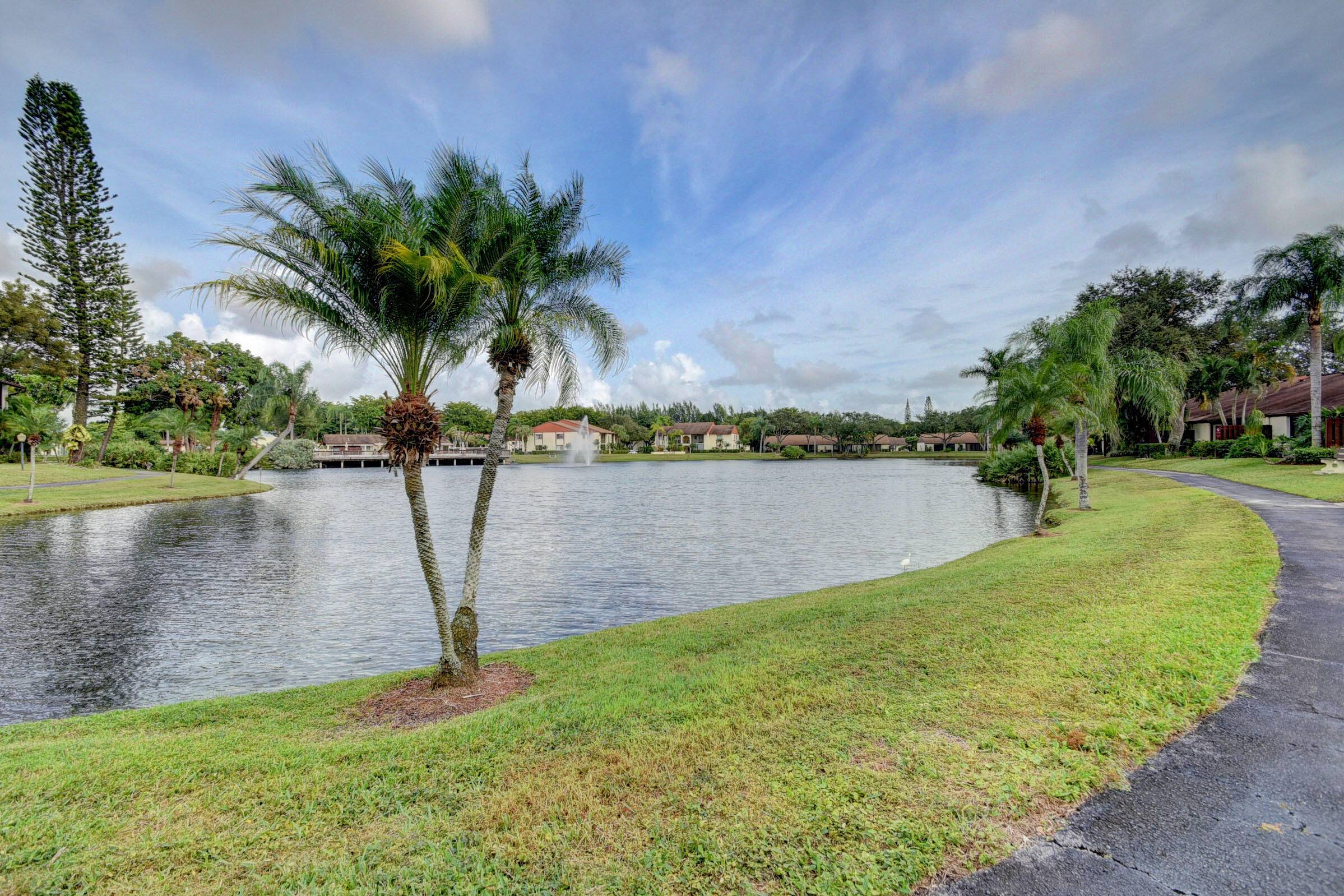 West Palm Beach, FL 33417,4962 Sable Pine CIR C1