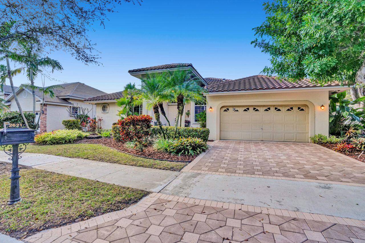 Weston, FL 33332,2621 Oakbrook LN