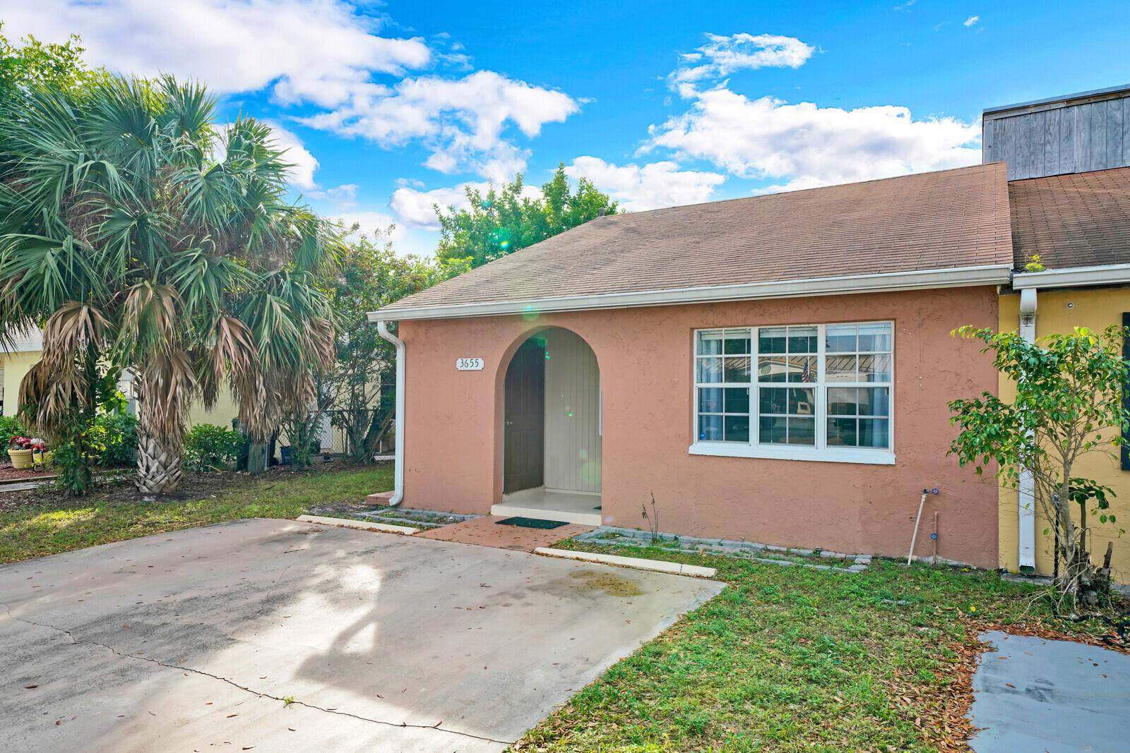 Greenacres, FL 33463,3655 S 57th AVE