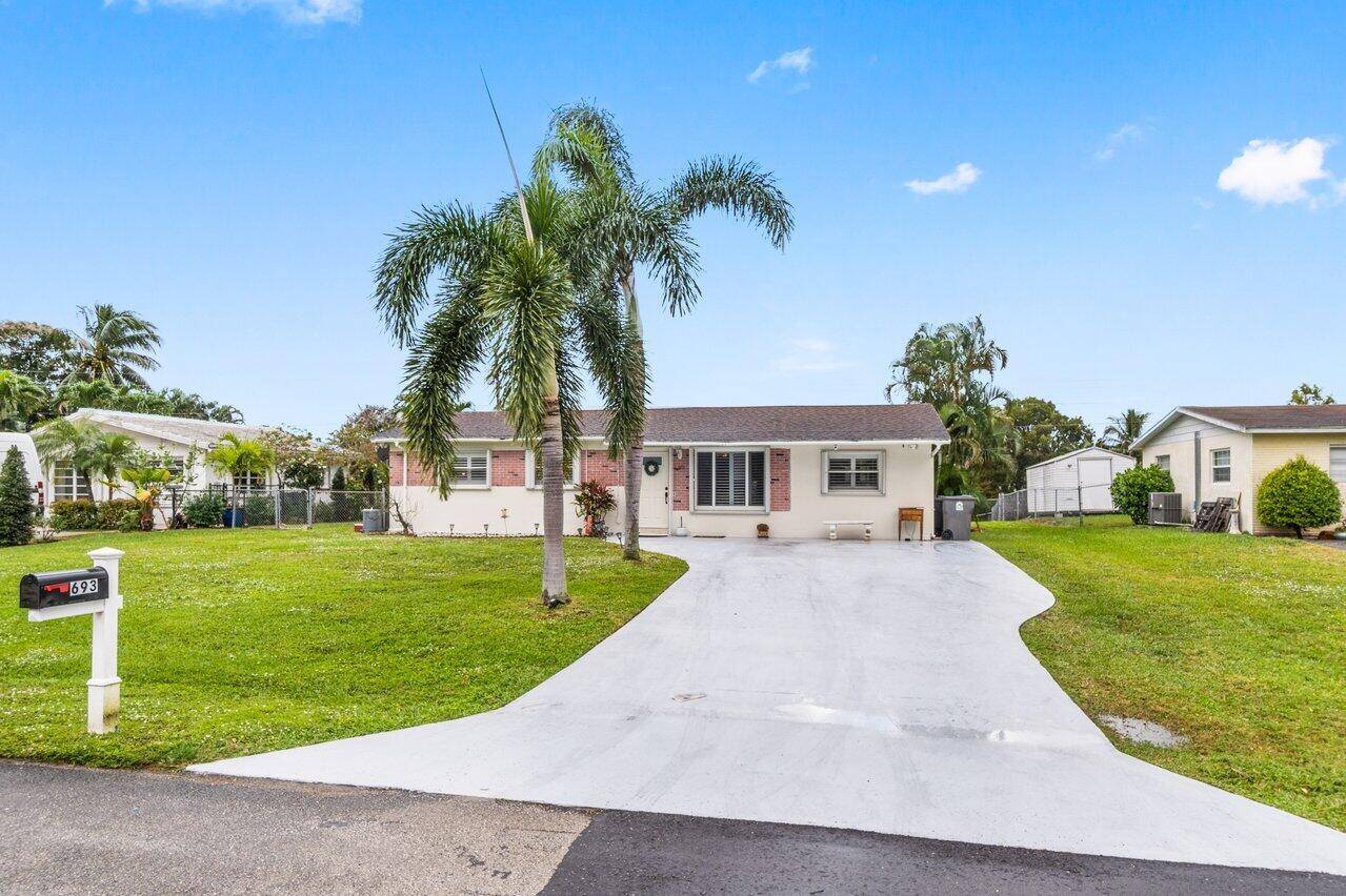 West Palm Beach, FL 33415,693 Harth DR