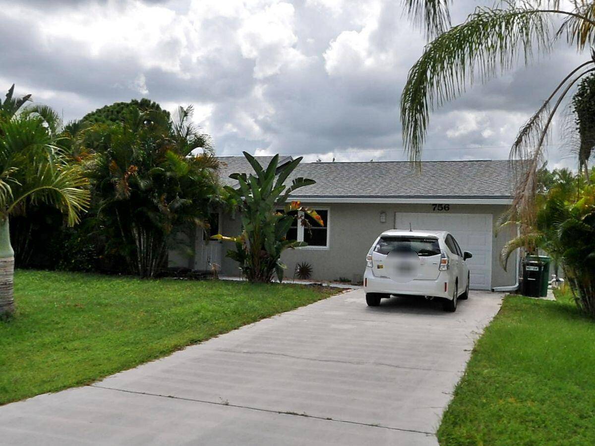 Port Saint Lucie, FL 34983,756 SW Broadview ST