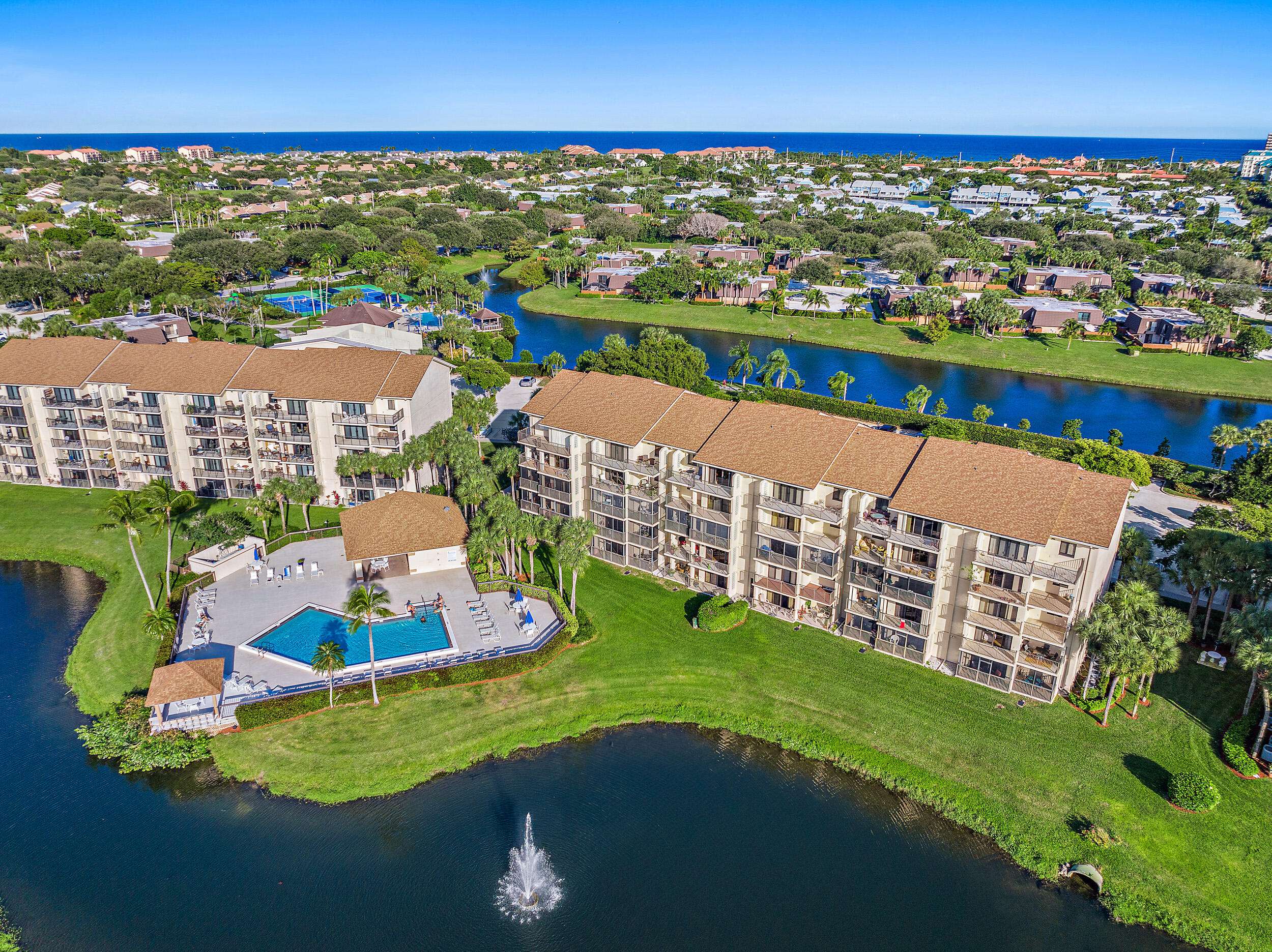 Jupiter, FL 33477,701 Seafarer CIR 105