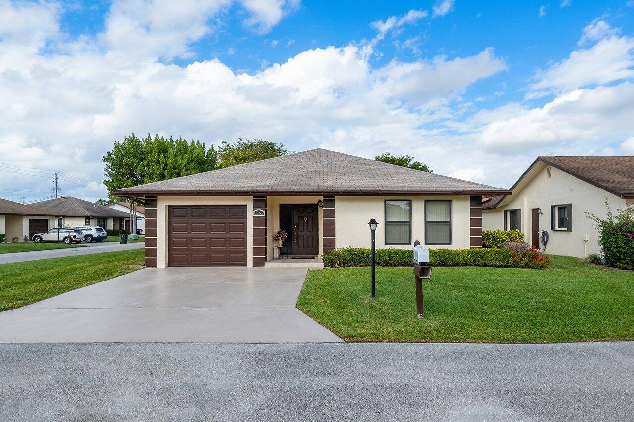 Greenacres, FL 33463,6265 Blue Baneberry LN