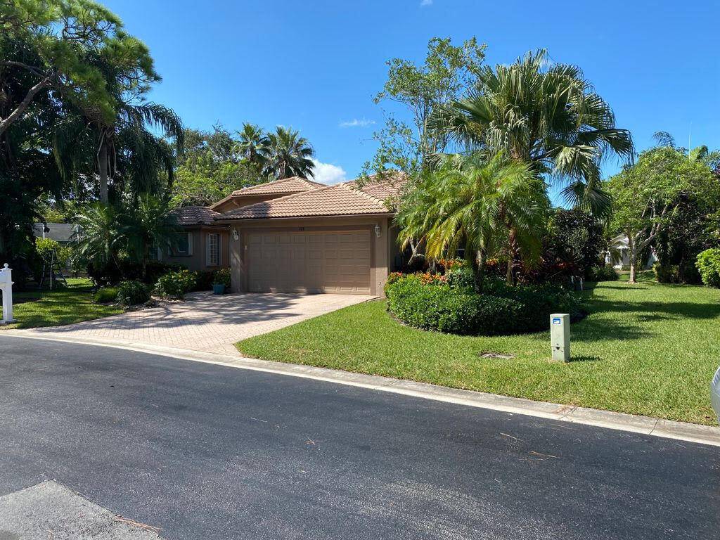 Greenacres, FL 33413,108 Private PL