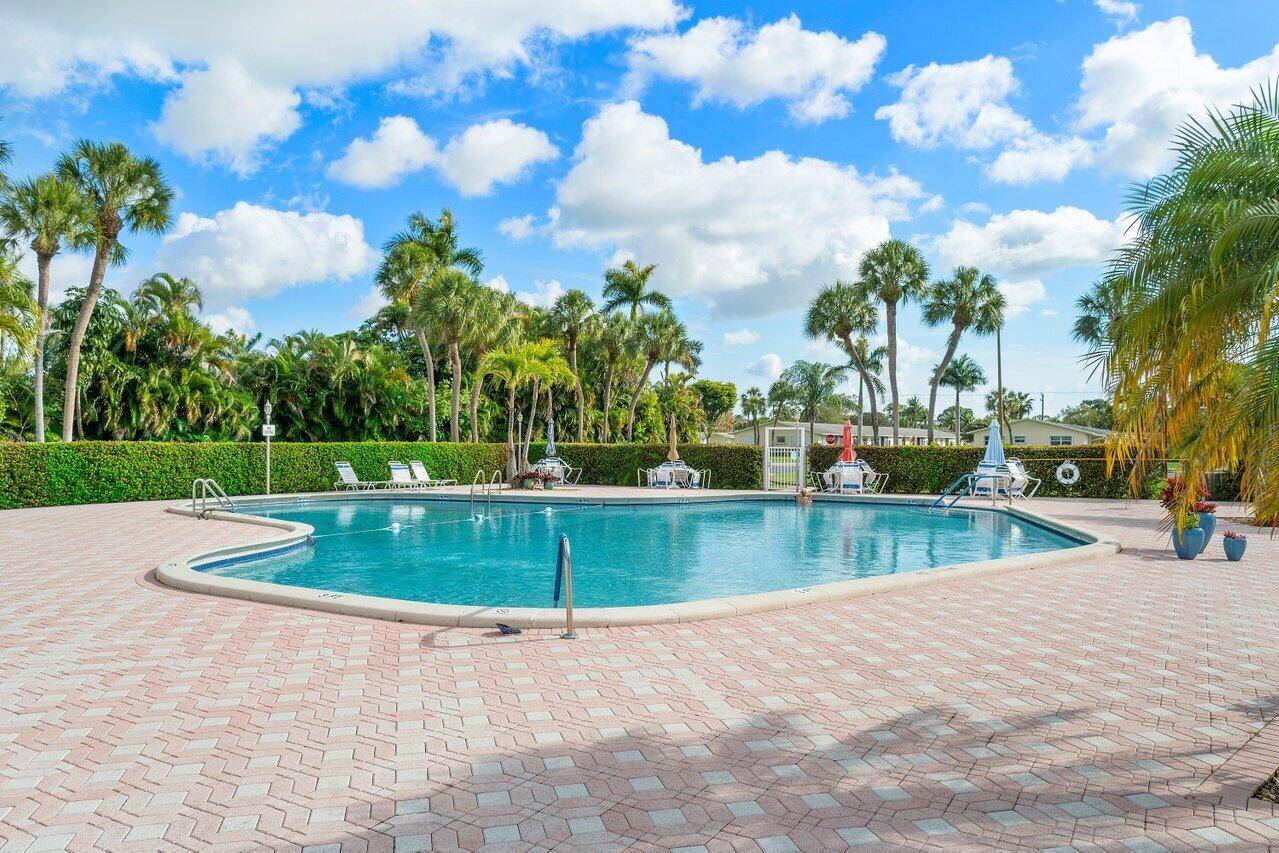 West Palm Beach, FL 33415,2907 W Ashley DR E