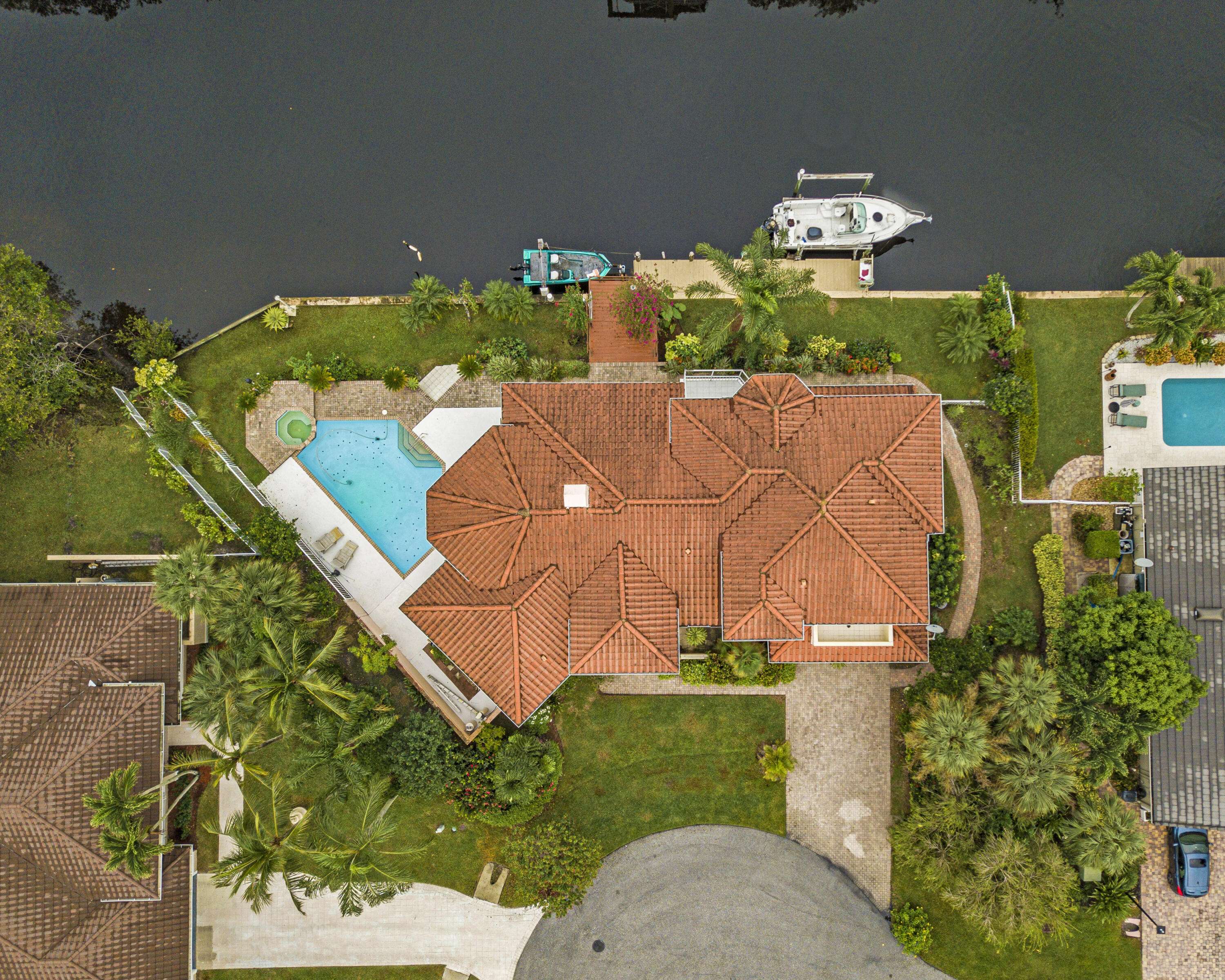 Tequesta, FL 33469,8593 SE Water Oak PL