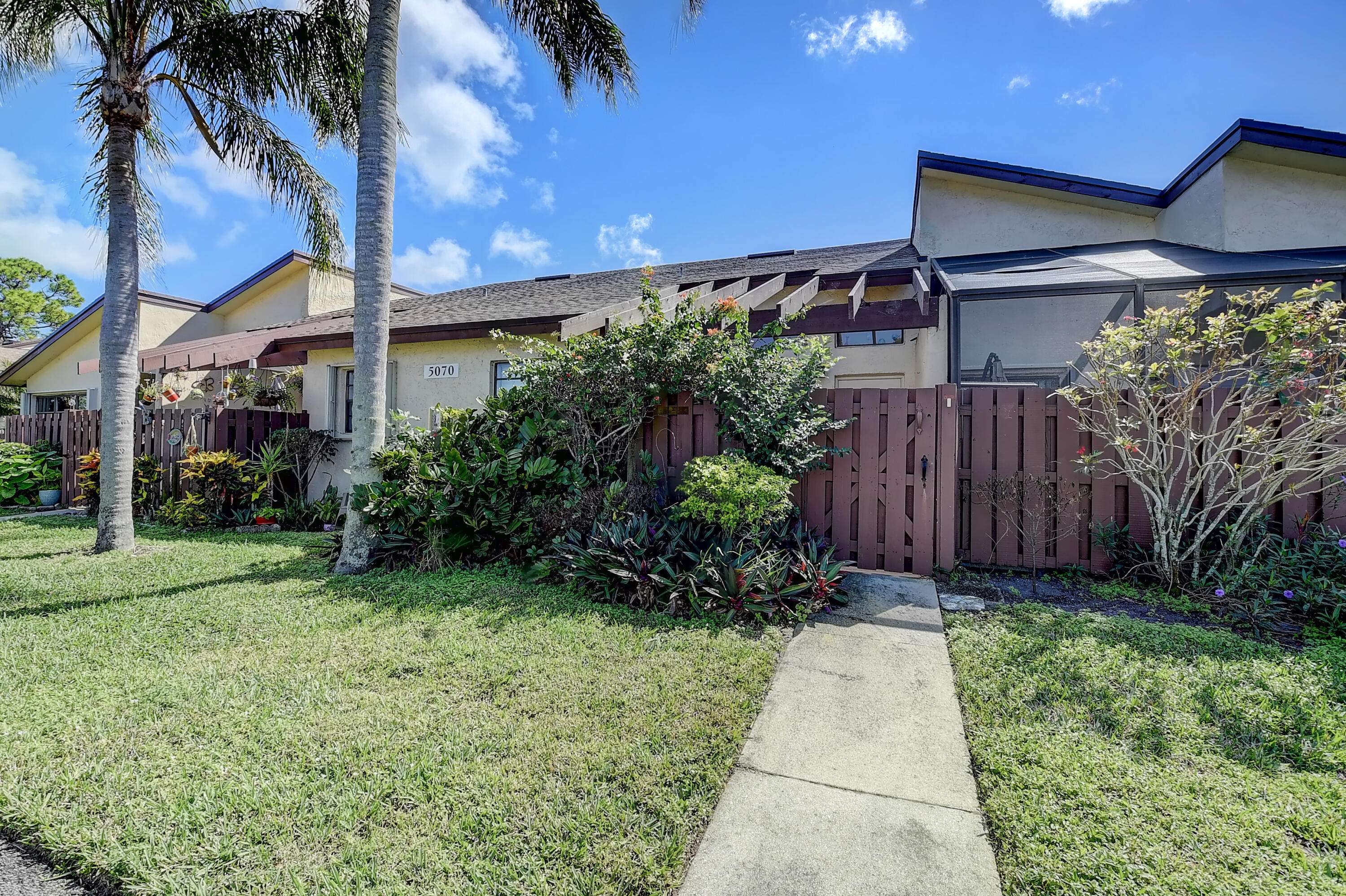 Delray Beach, FL 33484,5070 Nesting WAY C