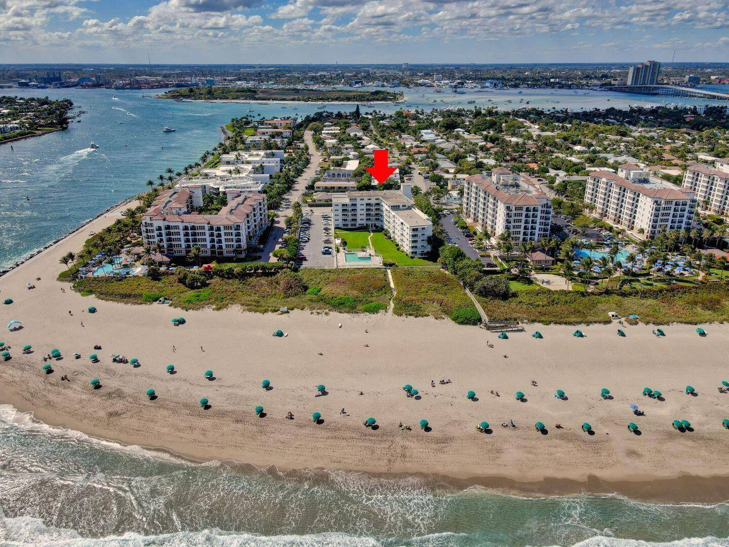 Palm Beach Shores, FL 33404,33 S Ocean 207 AVE 207