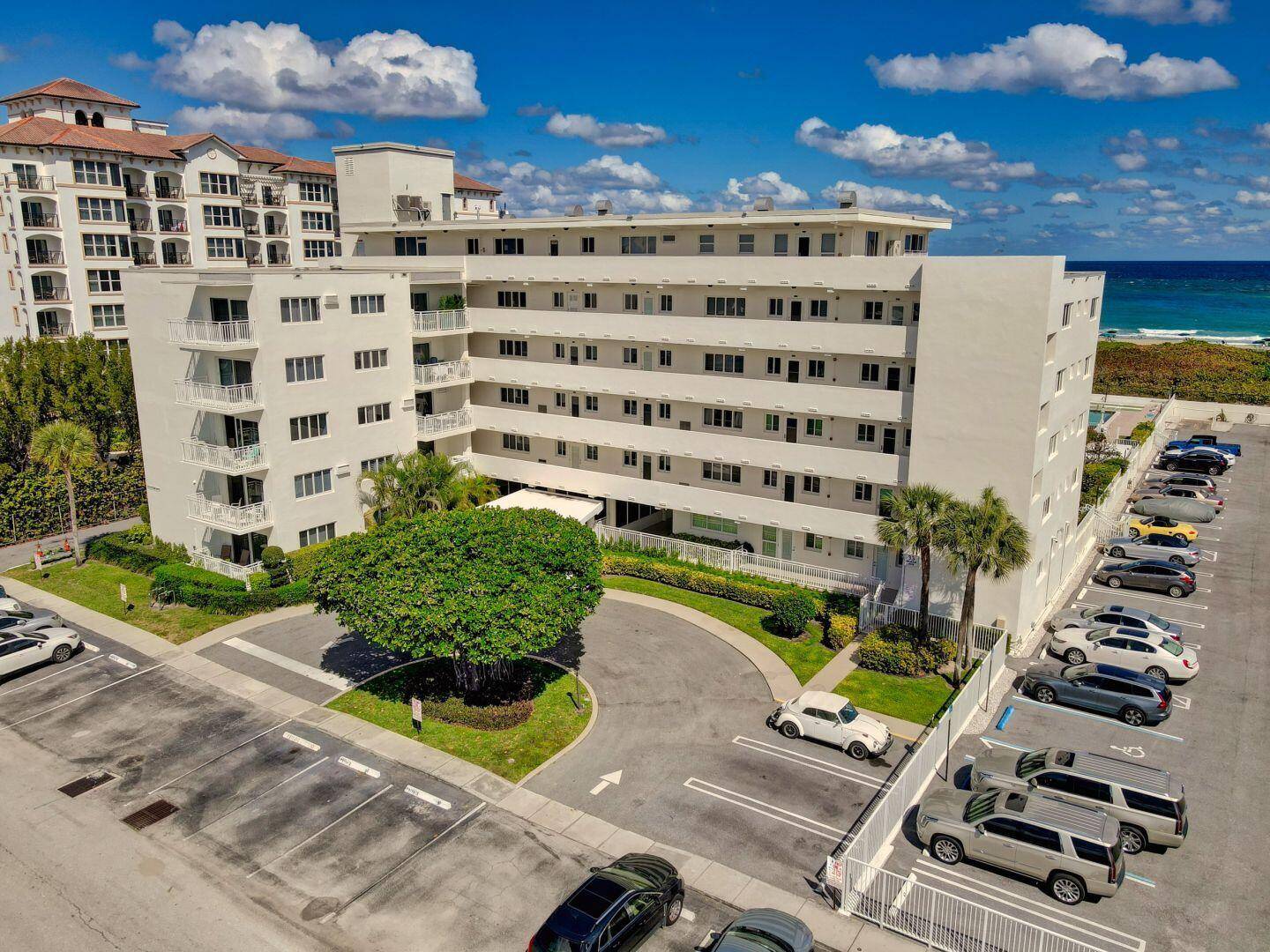 Palm Beach Shores, FL 33404,33 S Ocean 207 AVE 207