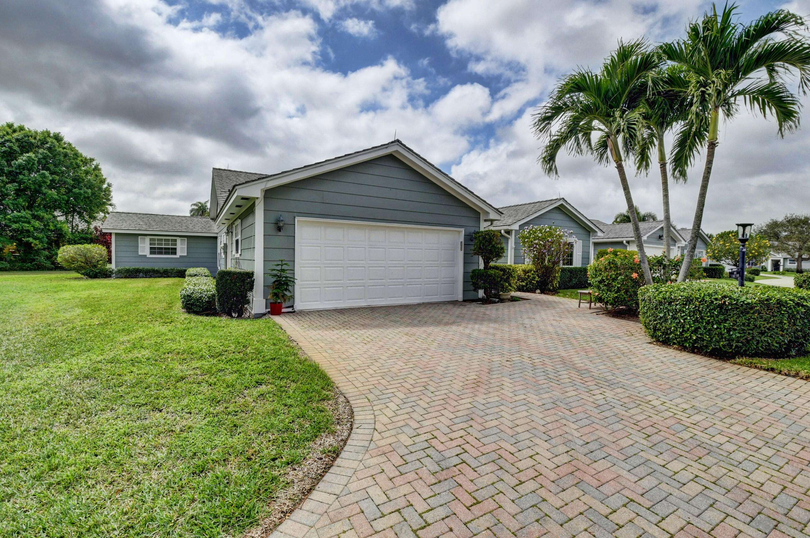 Boynton Beach, FL 33436,1 Holly DR