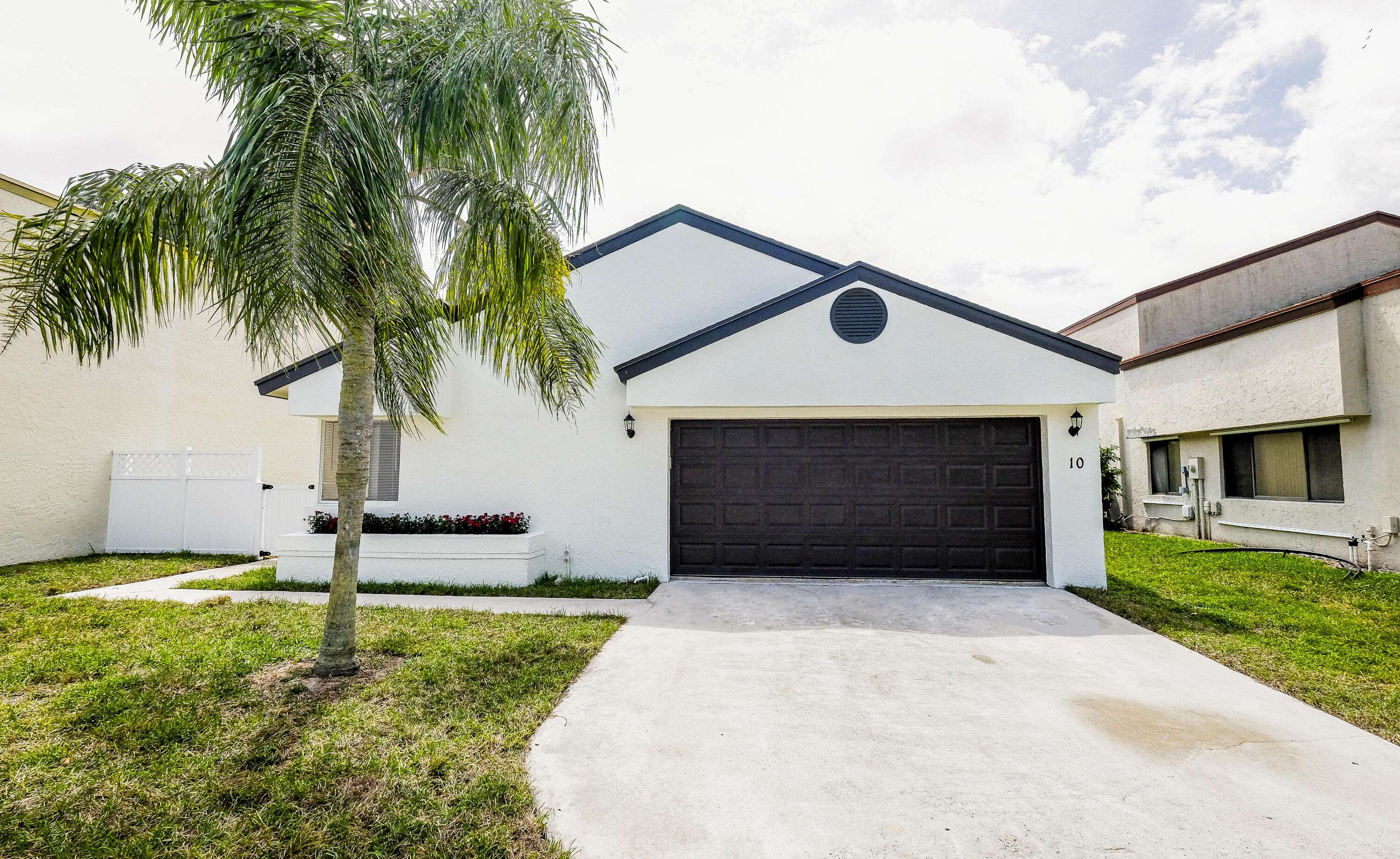 Boynton Beach, FL 33426,10 Dalton PL