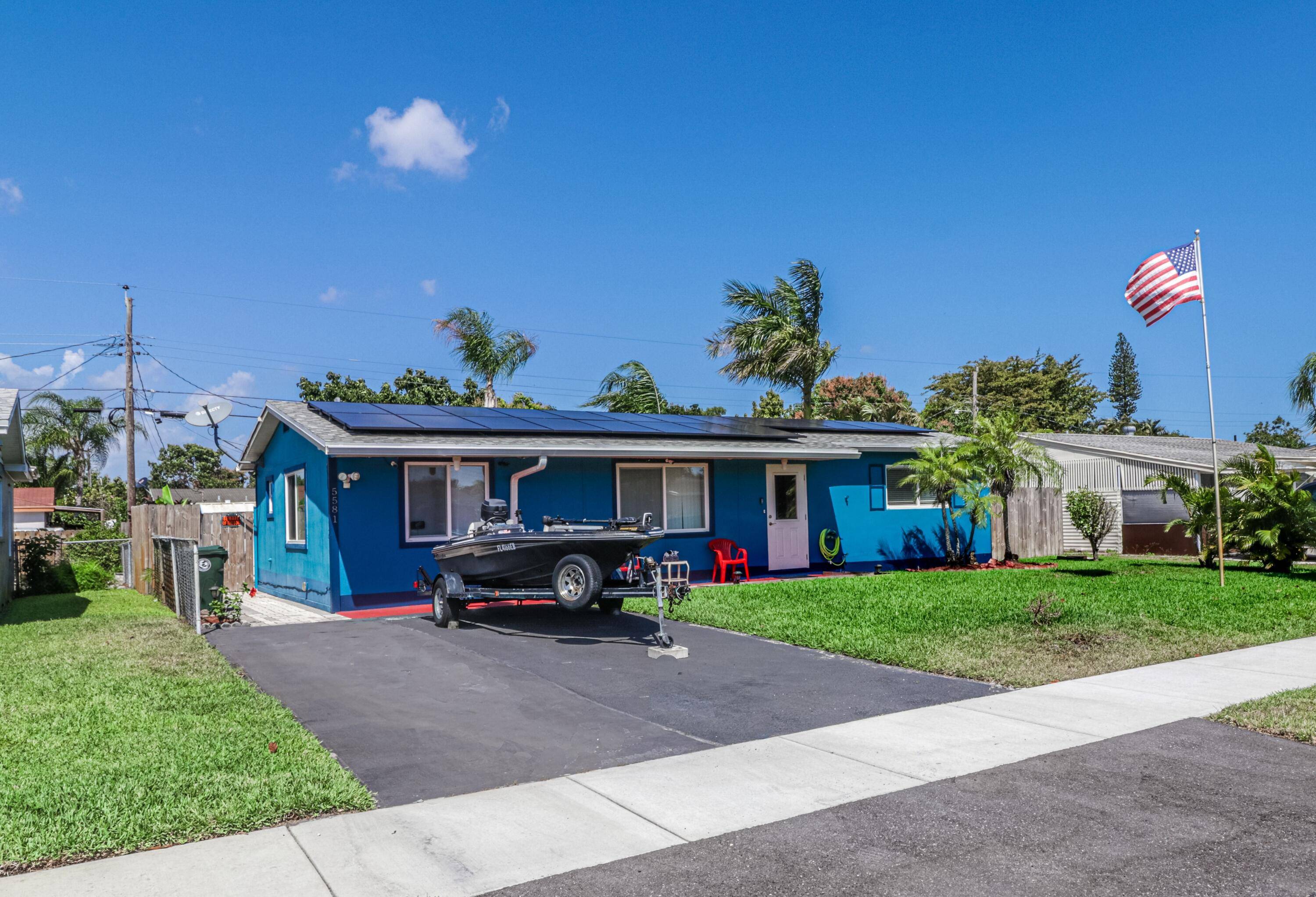 Greenacres, FL 33463,5581 S 38th ST