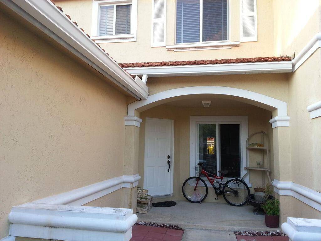 West Palm Beach, FL 33411,6115 Sugar Loaf LN