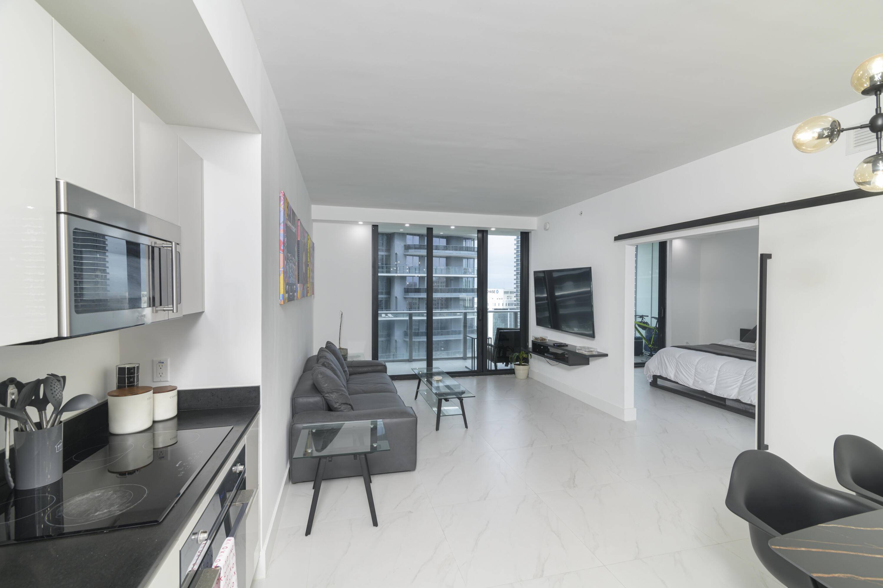Miami, FL 33131,1010 Brickell AVE 3408