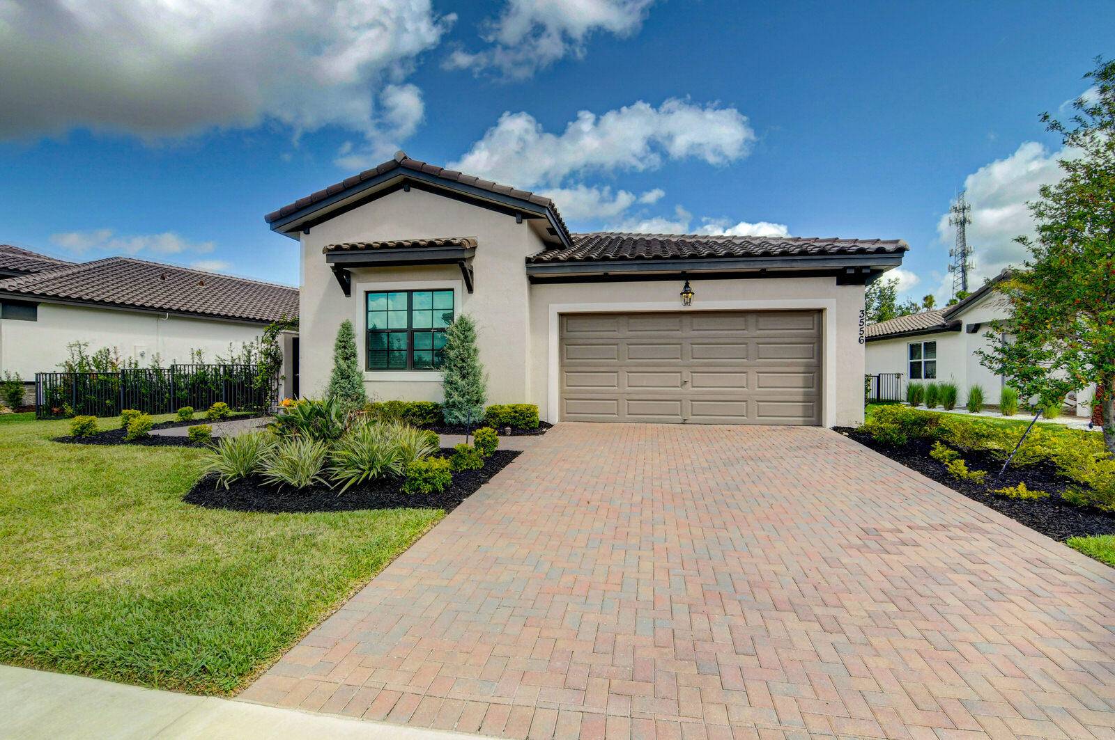 Royal Palm Beach, FL 33411,3556 Haldin PL