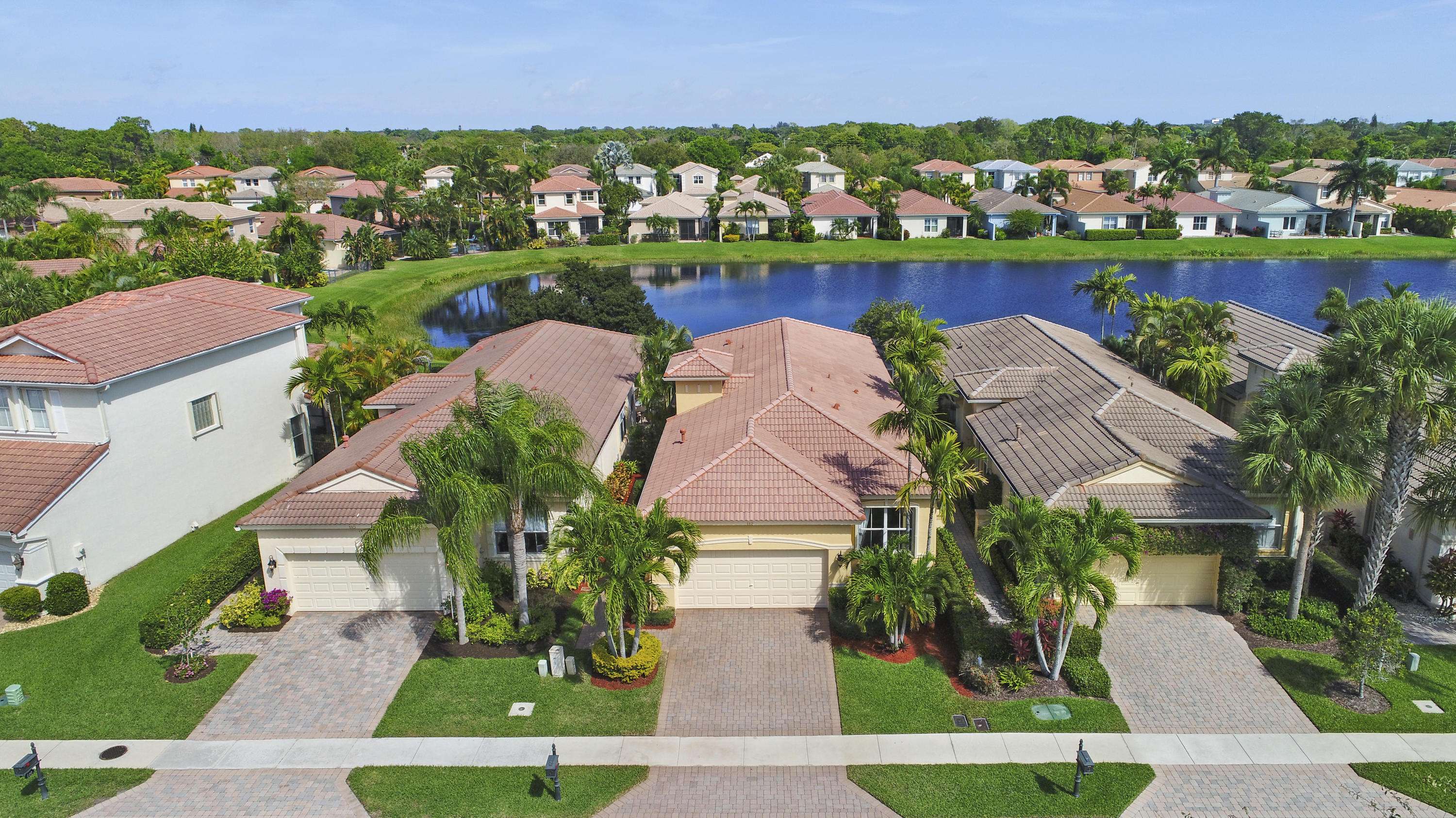 Palm Beach Gardens, FL 33418,112 Isle Verde WAY