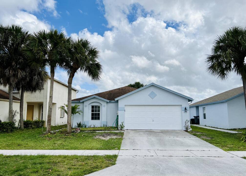 West Palm Beach, FL 33415,5916 Azalea CIR