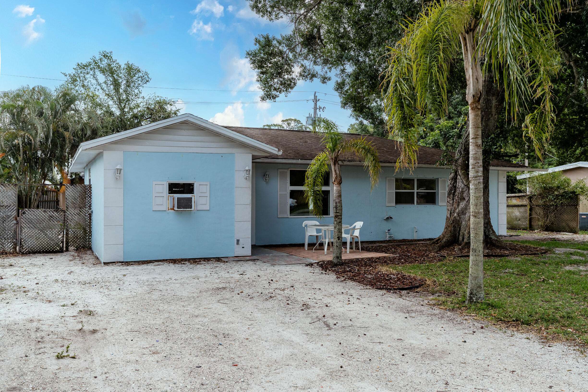 Vero Beach, FL 32966,1915 45th AVE