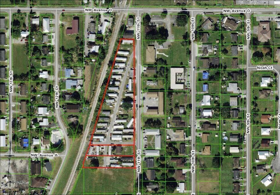 Belle Glade, FL 33430,300 NW 11th ST 10