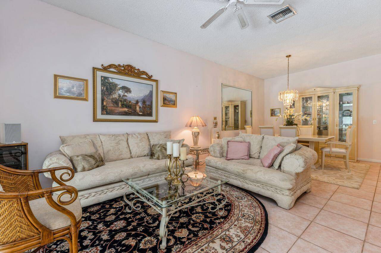 Boynton Beach, FL 33472,6187 Long Key LN