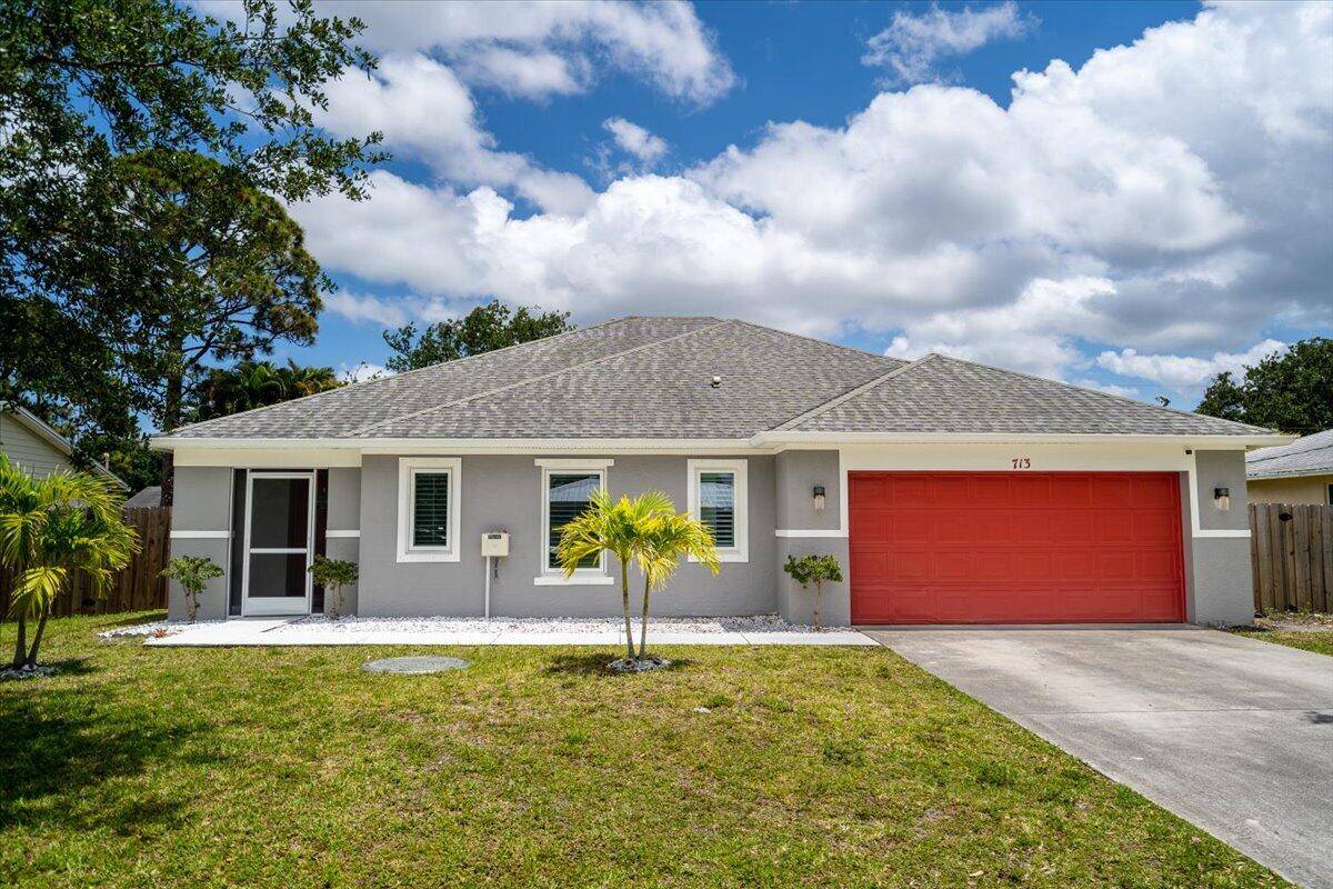 Port Saint Lucie, FL 34983,713 SW Avens ST