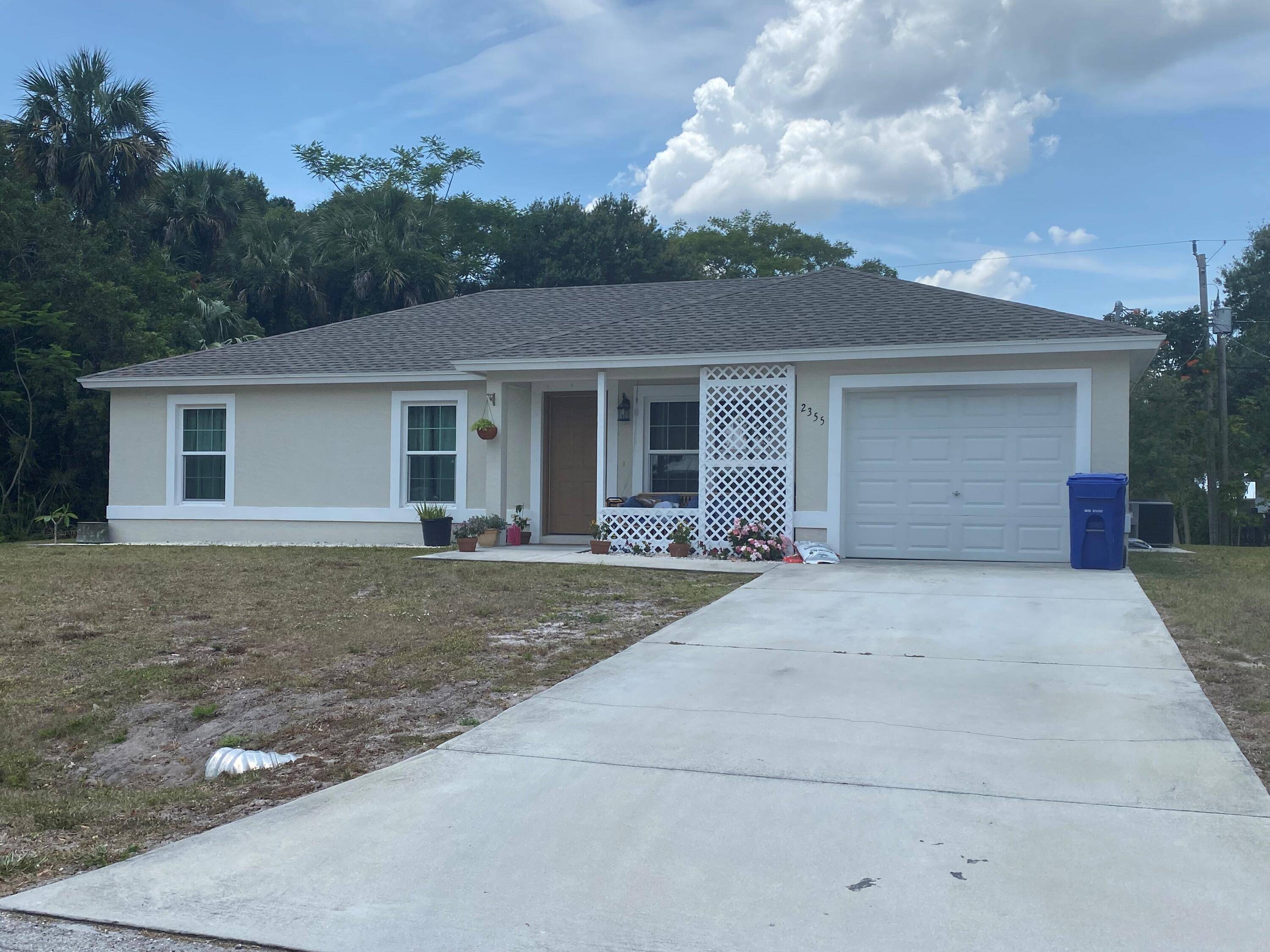 Vero Beach, FL 32968,2355 SW 27th DR