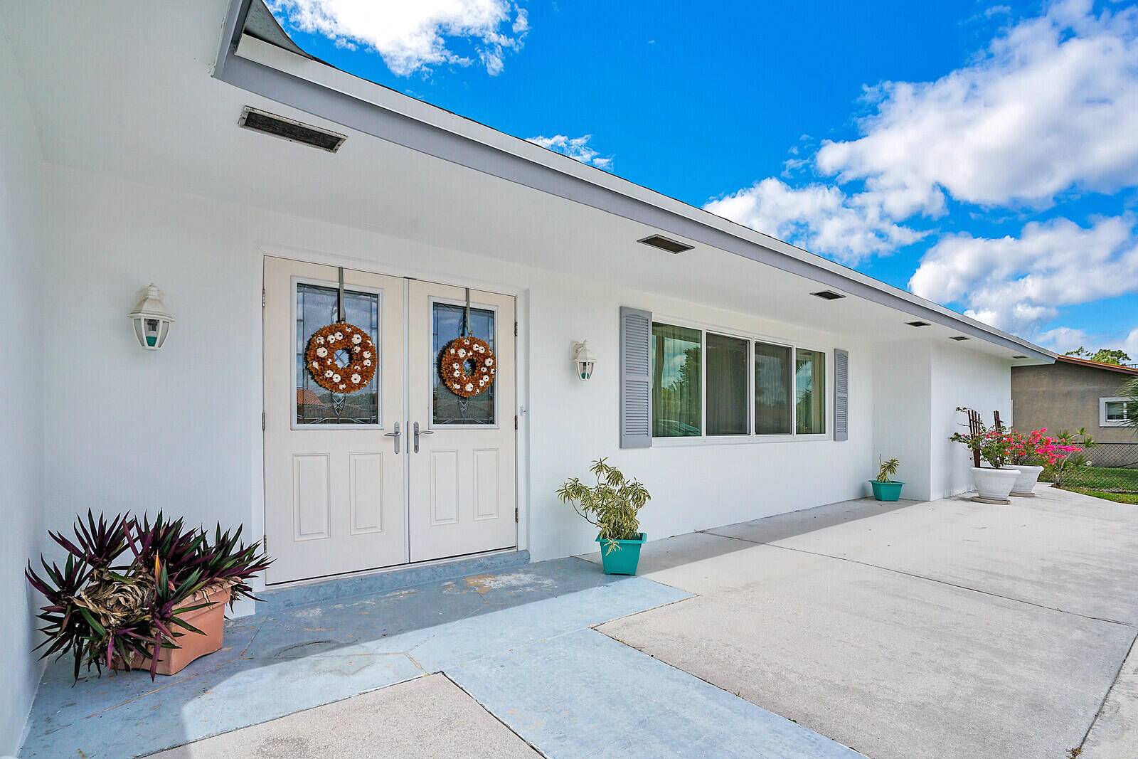 Lake Worth, FL 33467,80 W Palmetto RD