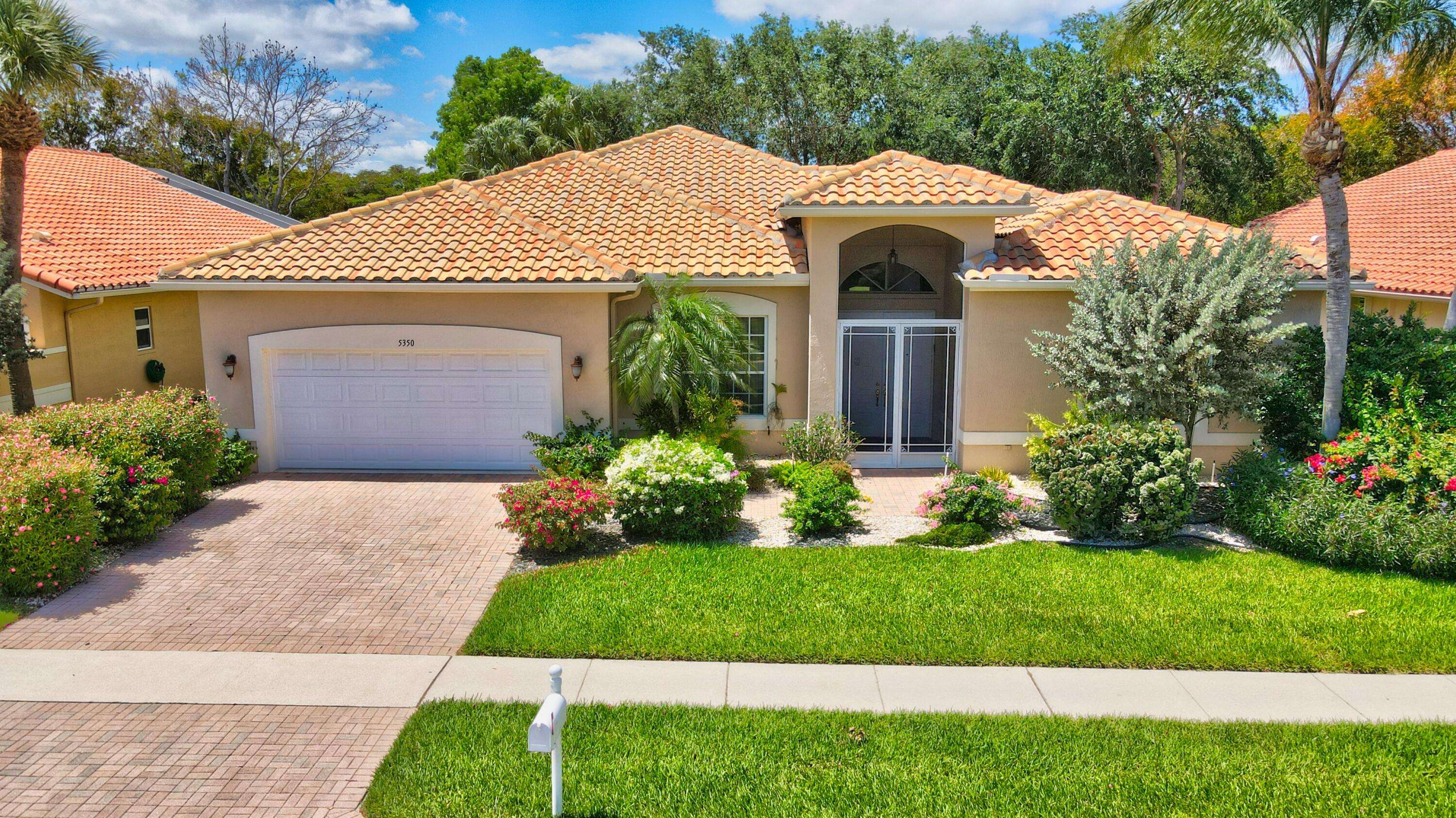 Boynton Beach, FL 33437,5350 Landon CIR