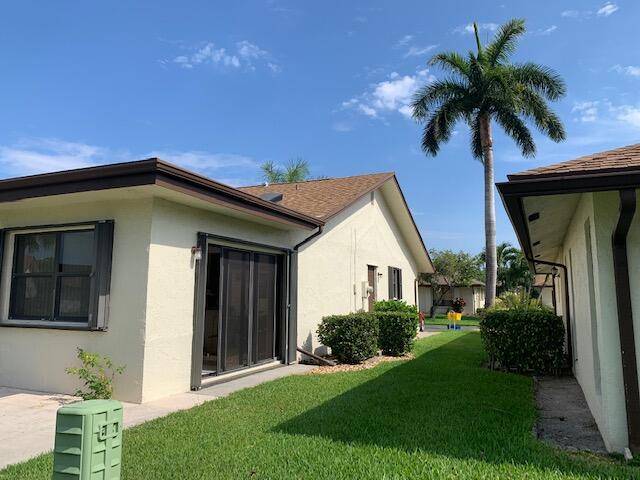 Greenacres, FL 33463,6070 Baywood LN