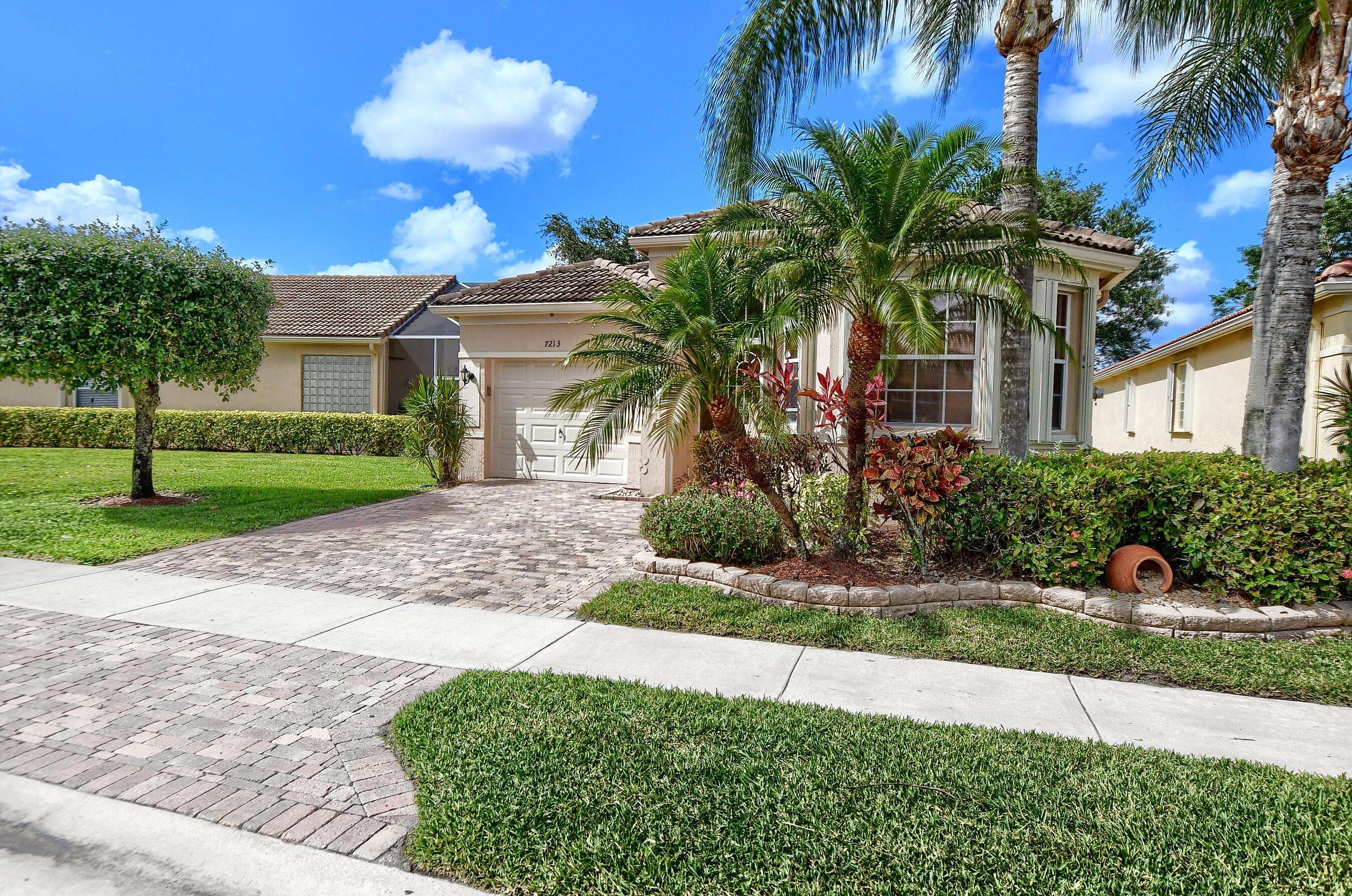 Delray Beach, FL 33446,7213 Cataluna CIR