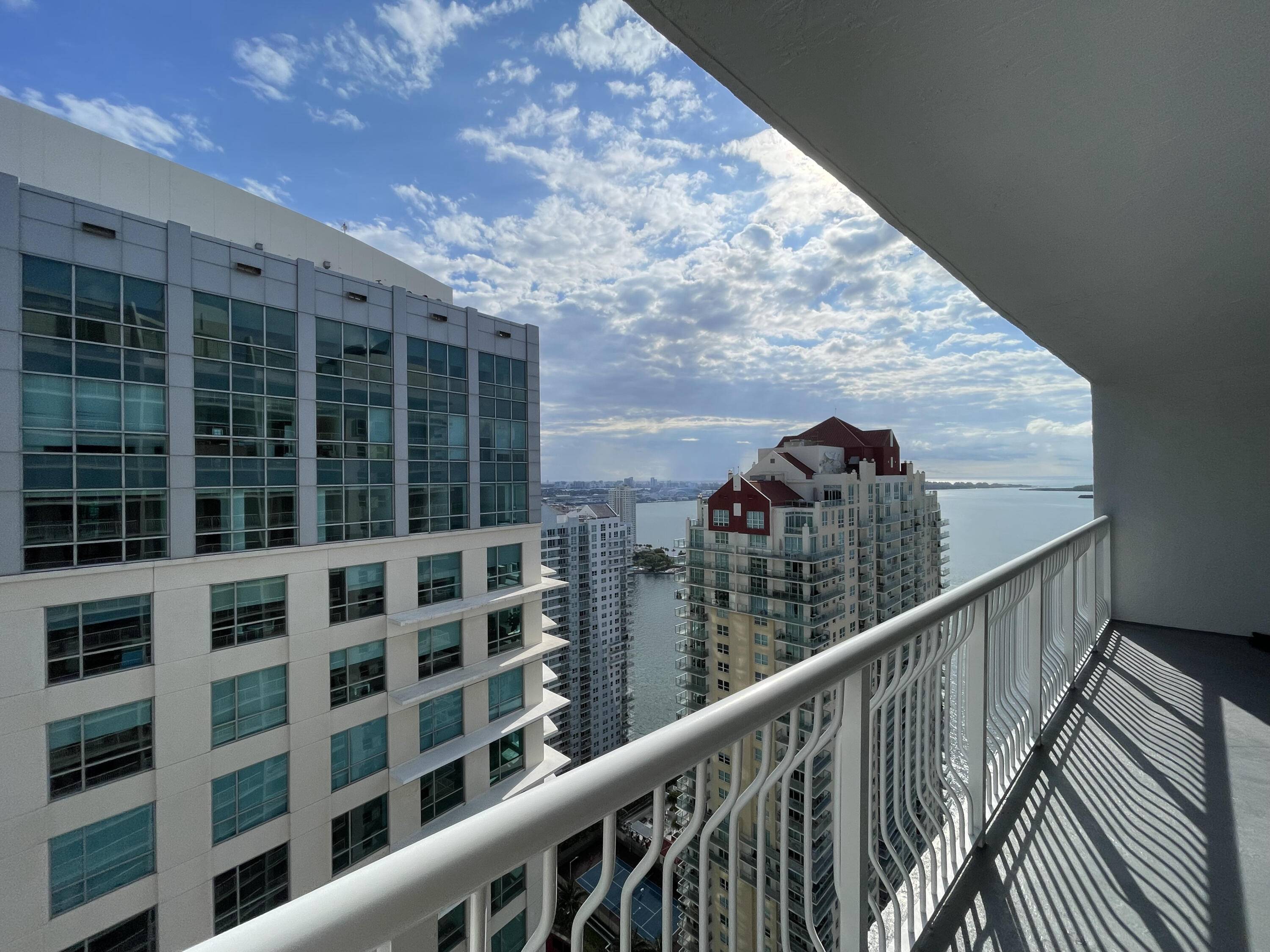 Miami, FL 33131,1200 Brickell Bay DR 4008