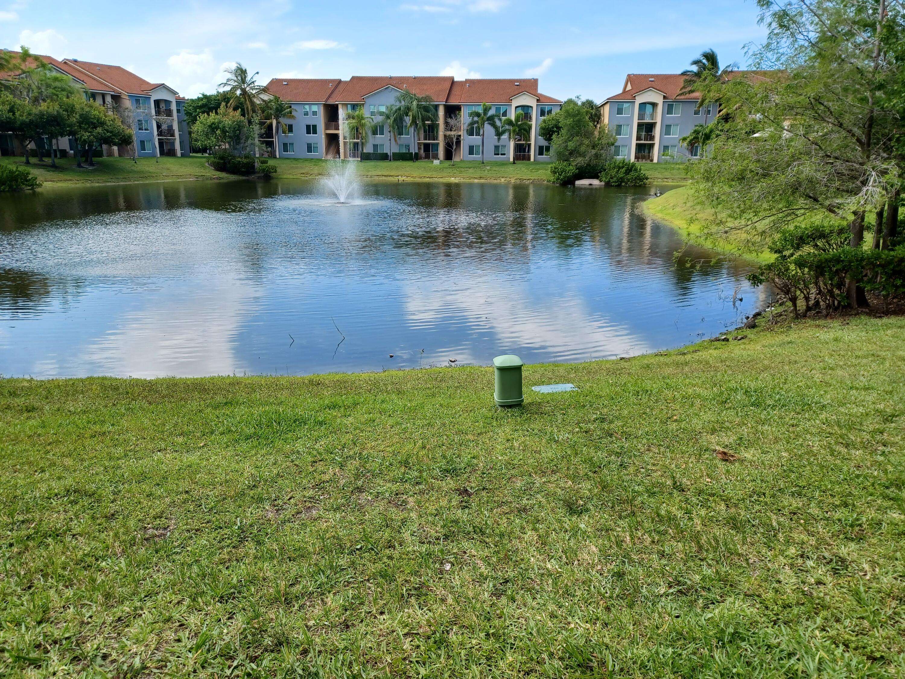 Boynton Beach, FL 33435,904 Villa CIR