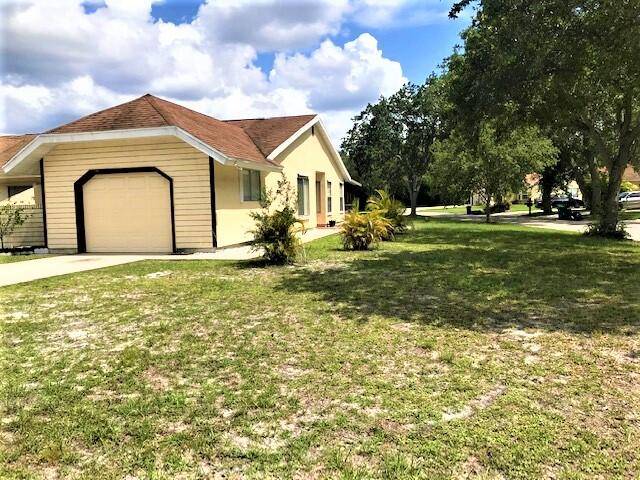 Port Saint Lucie, FL 34952,1302 SE La Haven LN