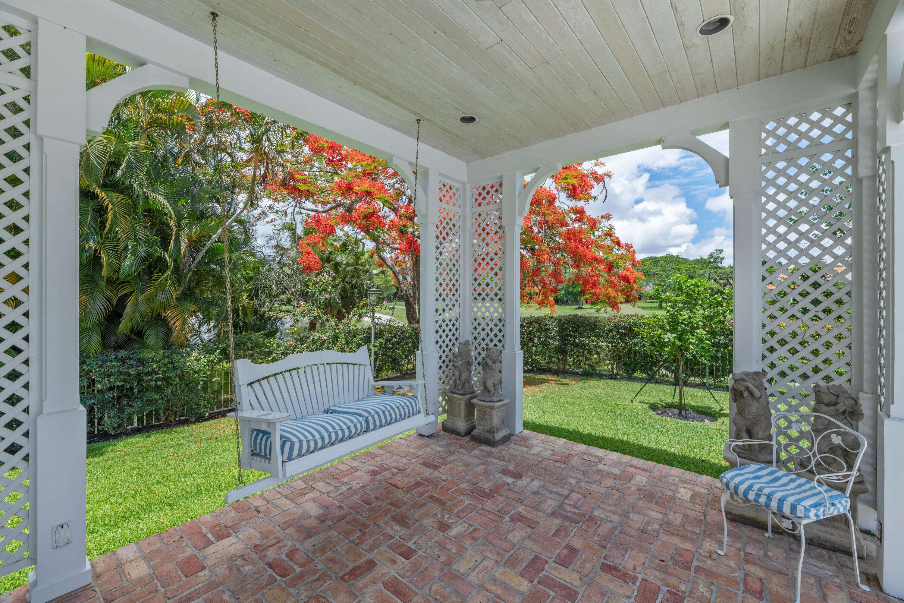 Wellington, FL 33414,2842 Hurlingham DR