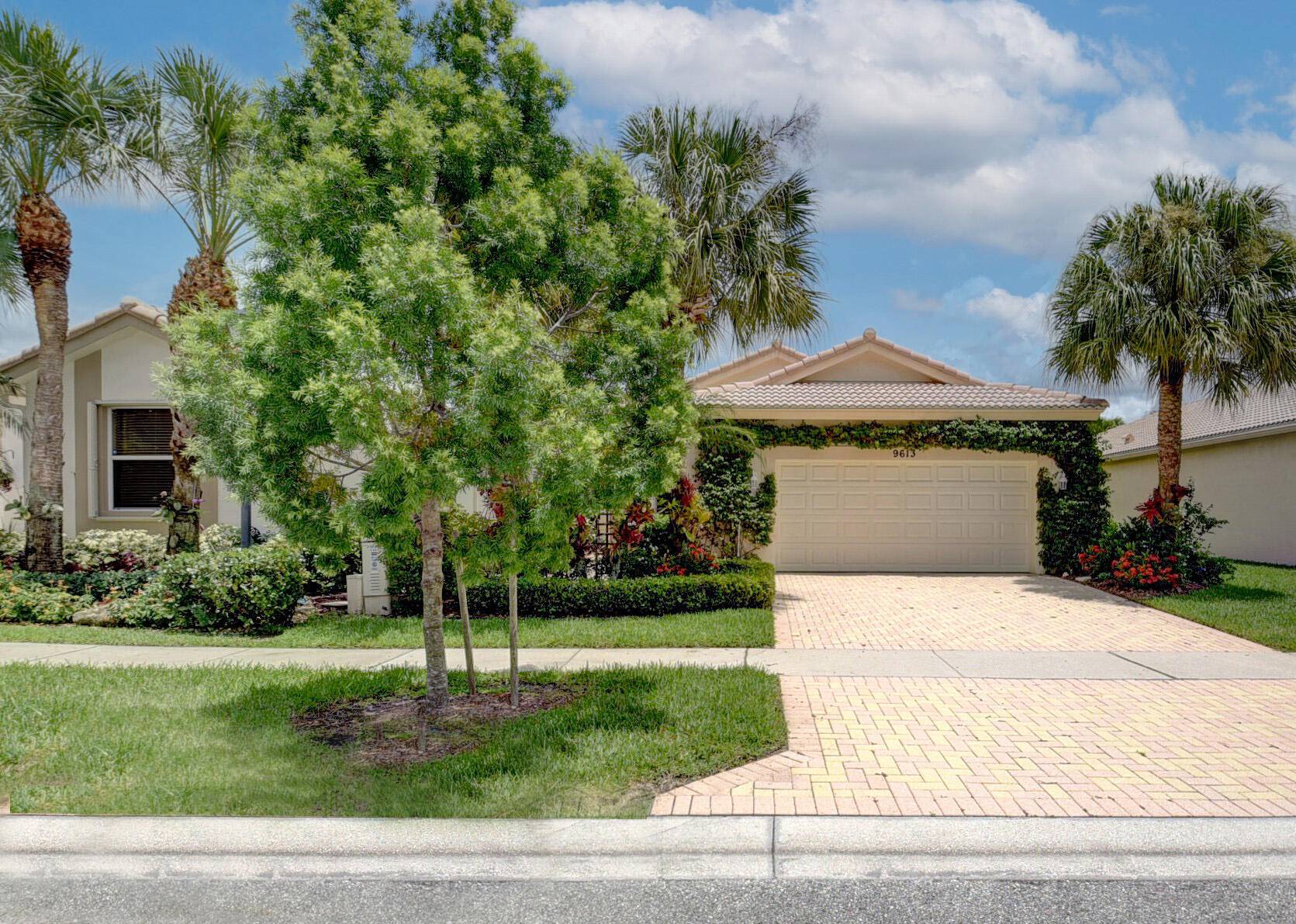 Royal Palm Beach, FL 33411,9613 Sandpiper LN