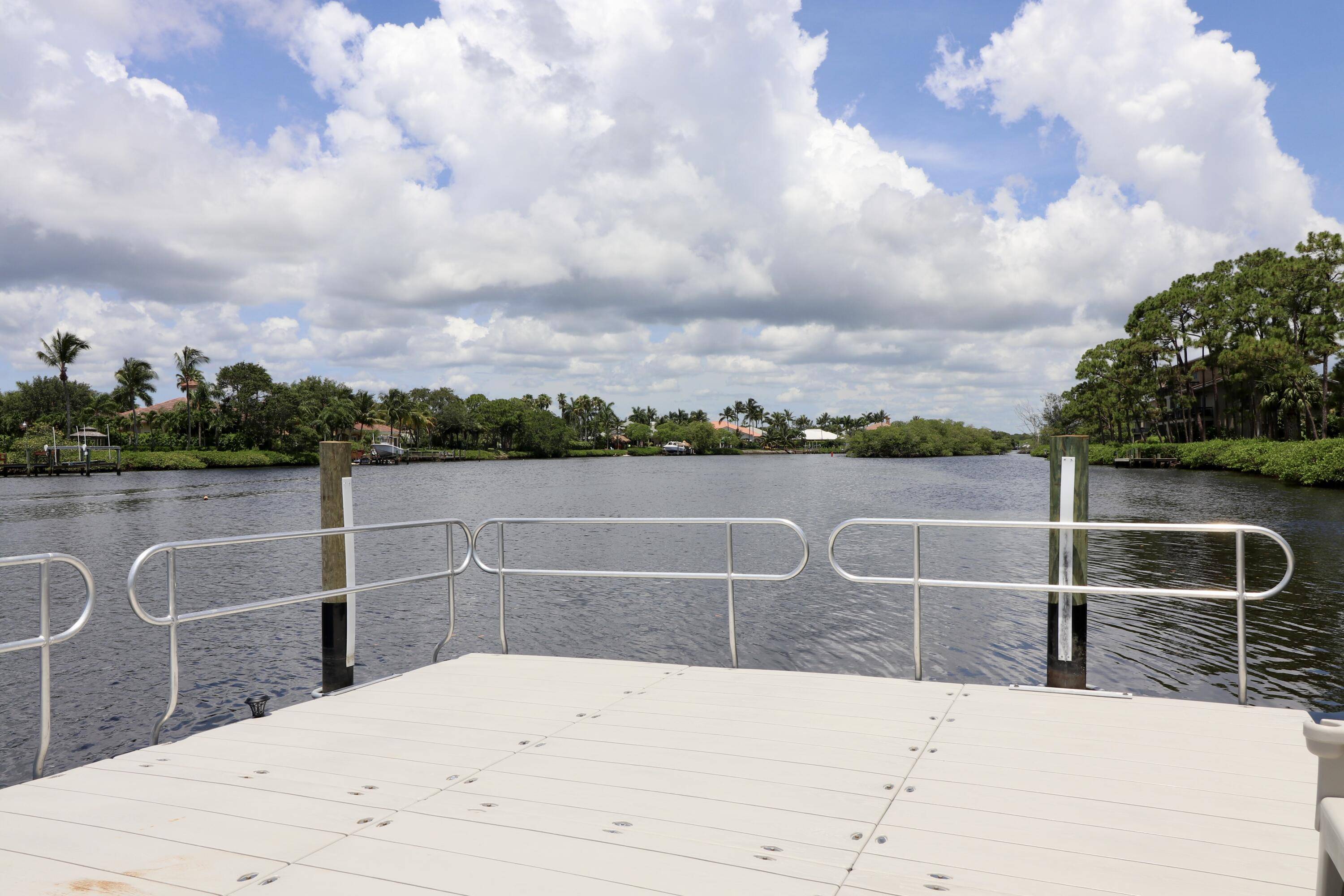 Tequesta, FL 33469,9170 SE Riverfront TER Sea Island H