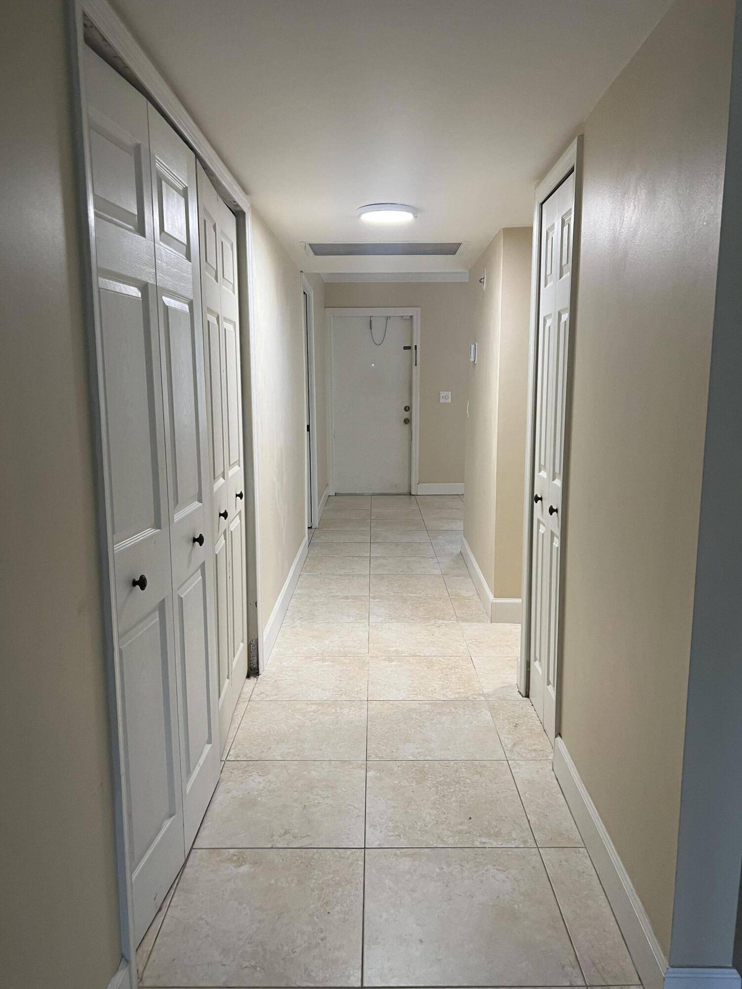 Palm Beach Gardens, FL 33410,3075 E Gardens East DR 2