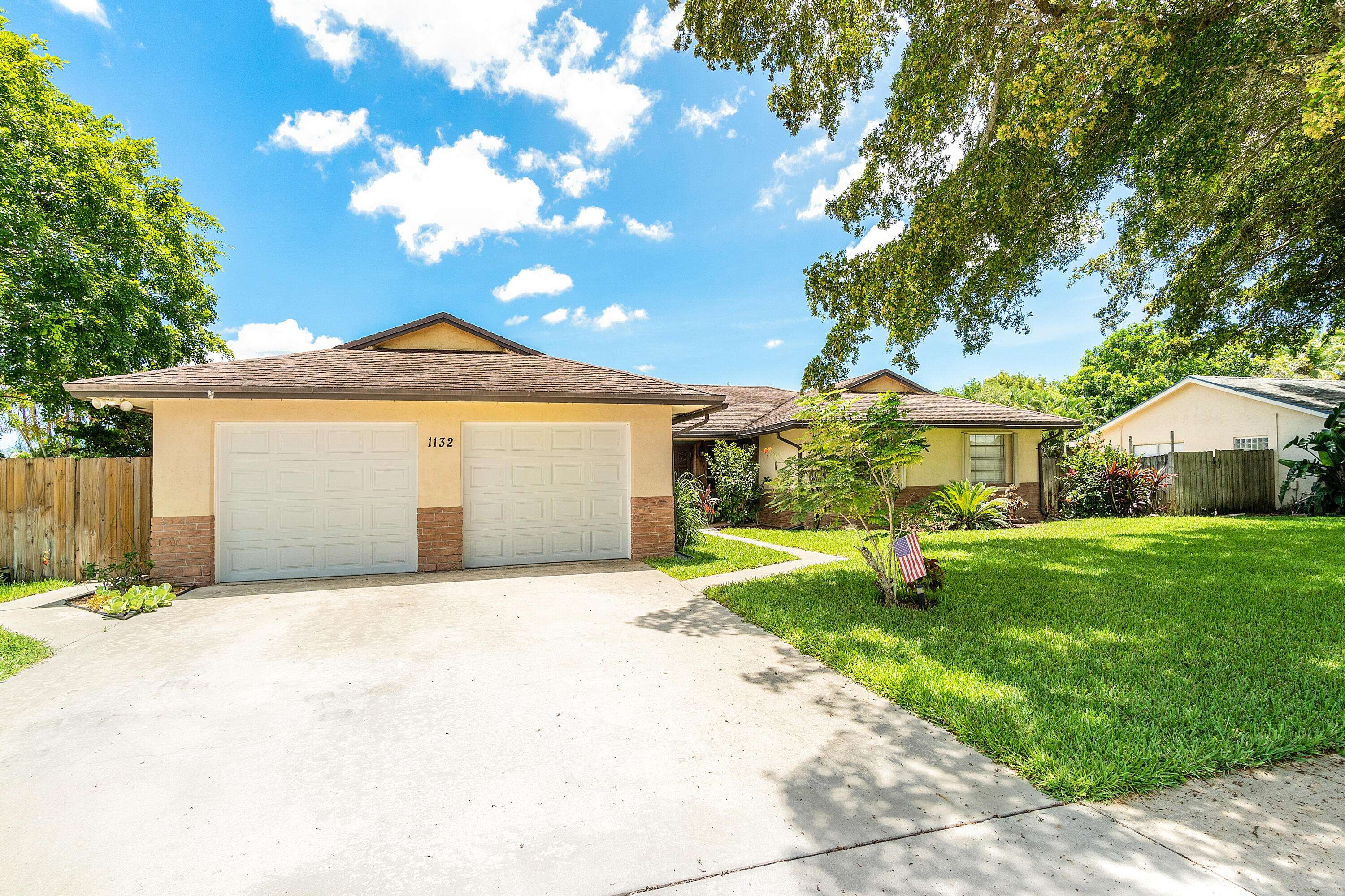 Wellington, FL 33414,1132 Widgeon RD