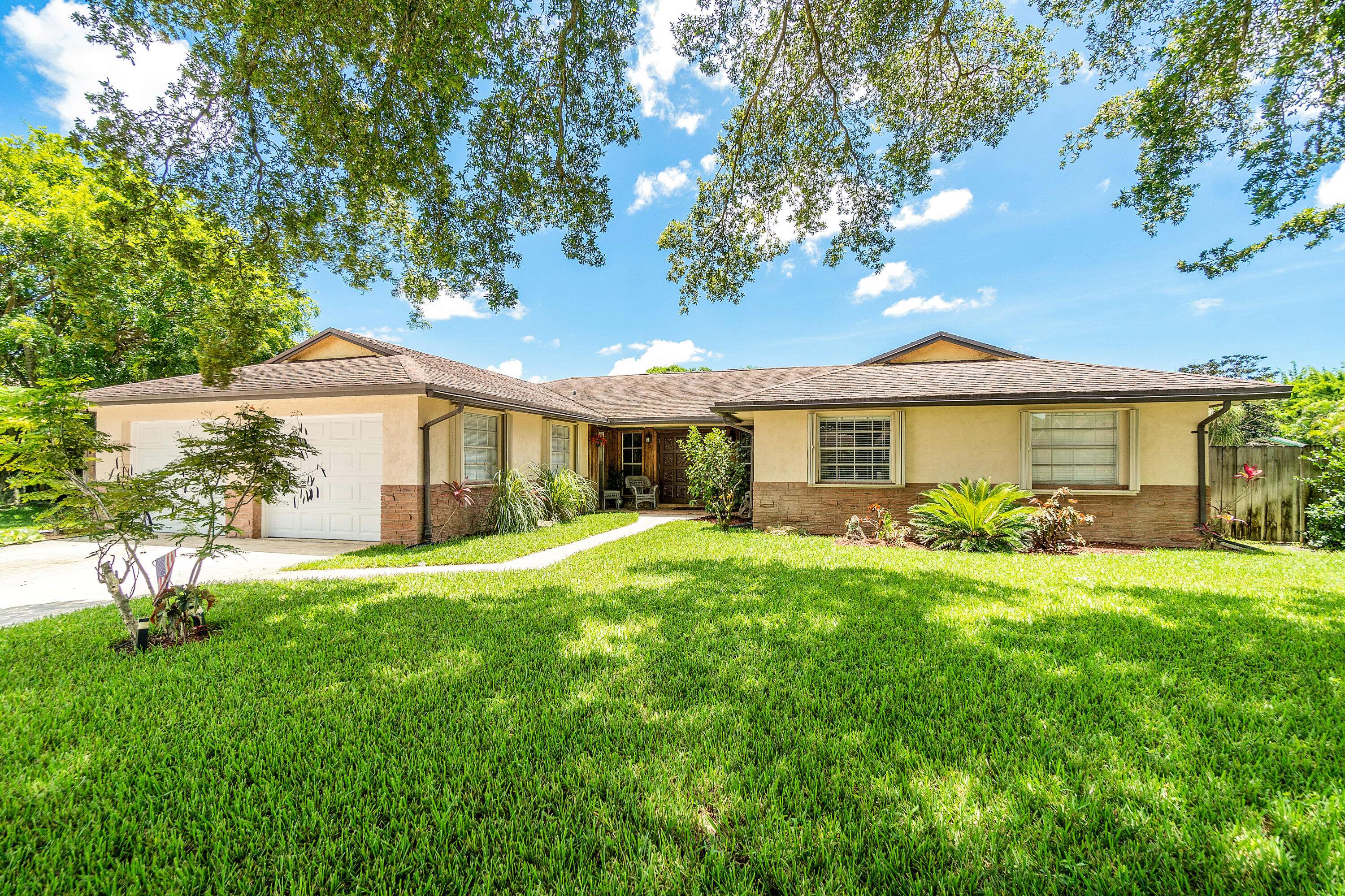 Wellington, FL 33414,1132 Widgeon RD