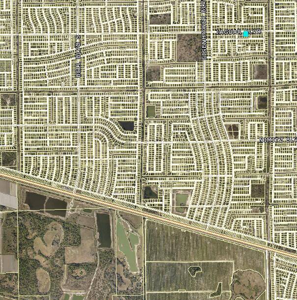 Lehigh Acres, FL 33974,1060/1062 Jaguar BLVD