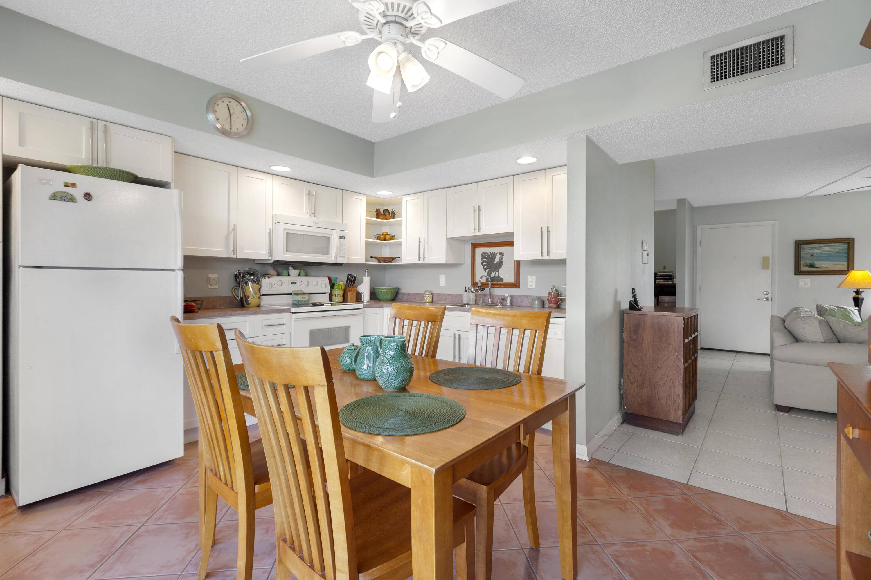 Delray Beach, FL 33484,5190 Las Verdes CIR 119