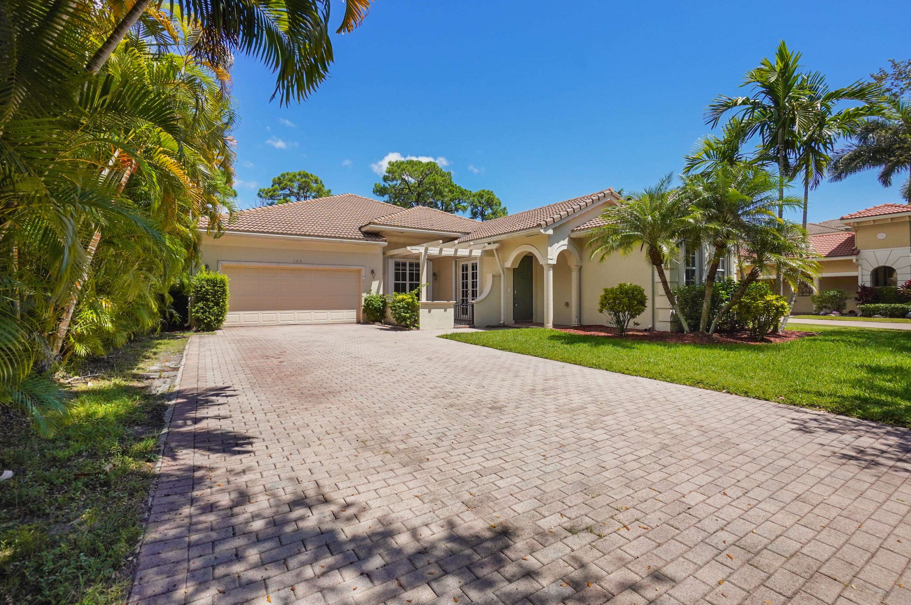 Jupiter, FL 33458,103 Via Bosque