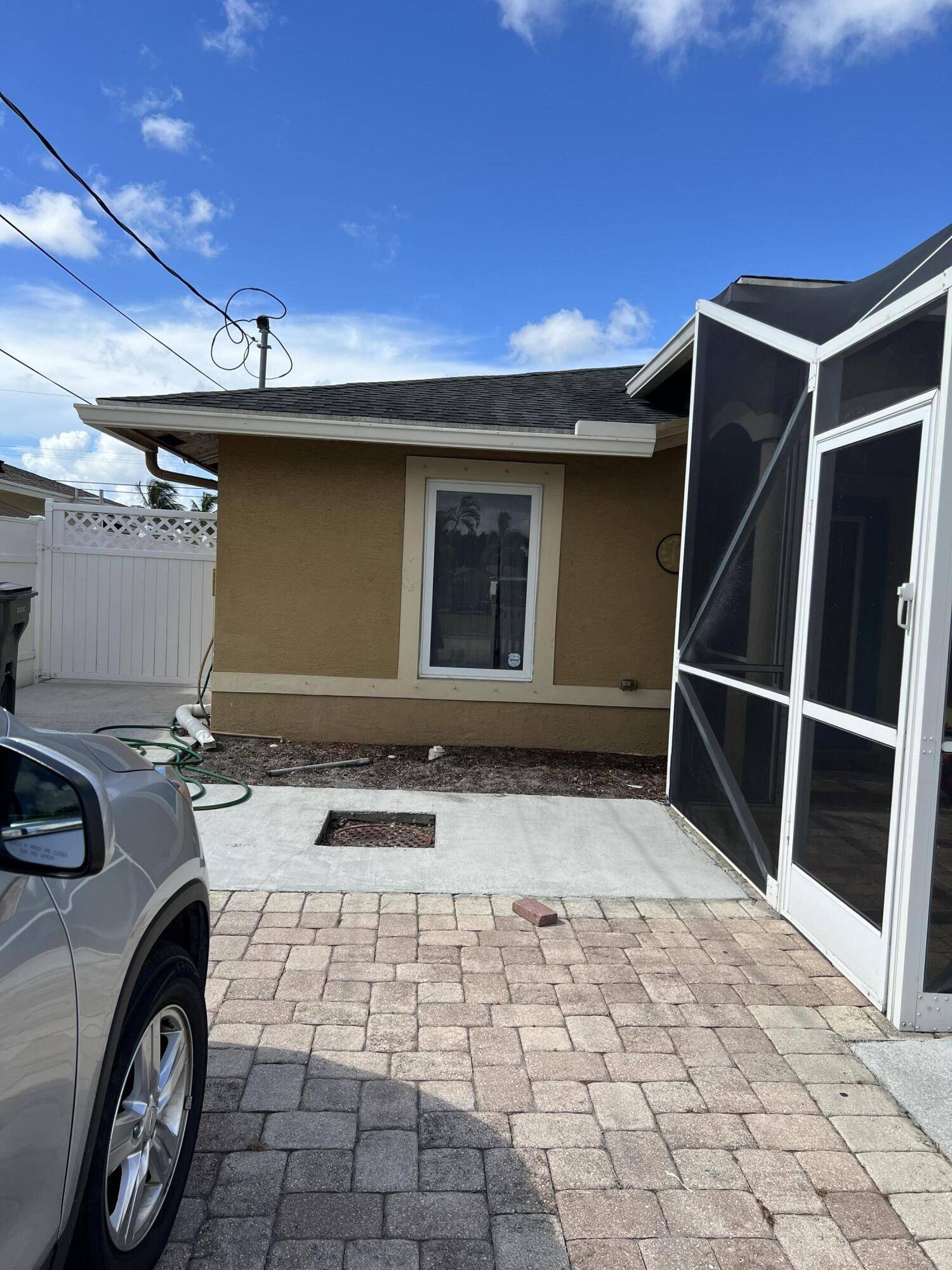 West Palm Beach, FL 33406,2578 Florida ST