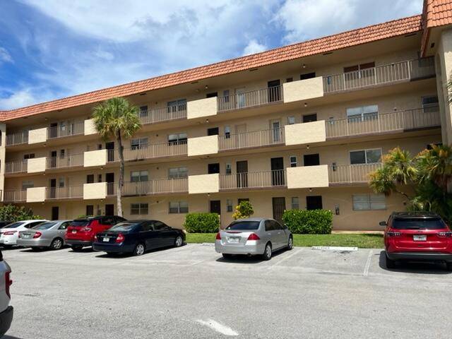 Lauderhill, FL 33319,6361 N Falls Circle DR 401