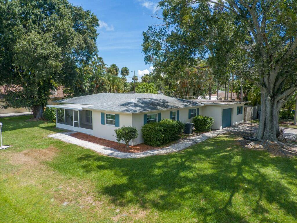 Vero Beach, FL 32966,1266 46th AVE