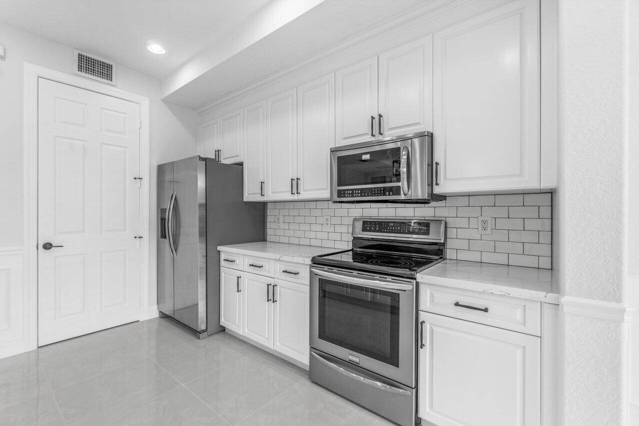 Parkland, FL 33076,8106 NW 128th LN 9-A