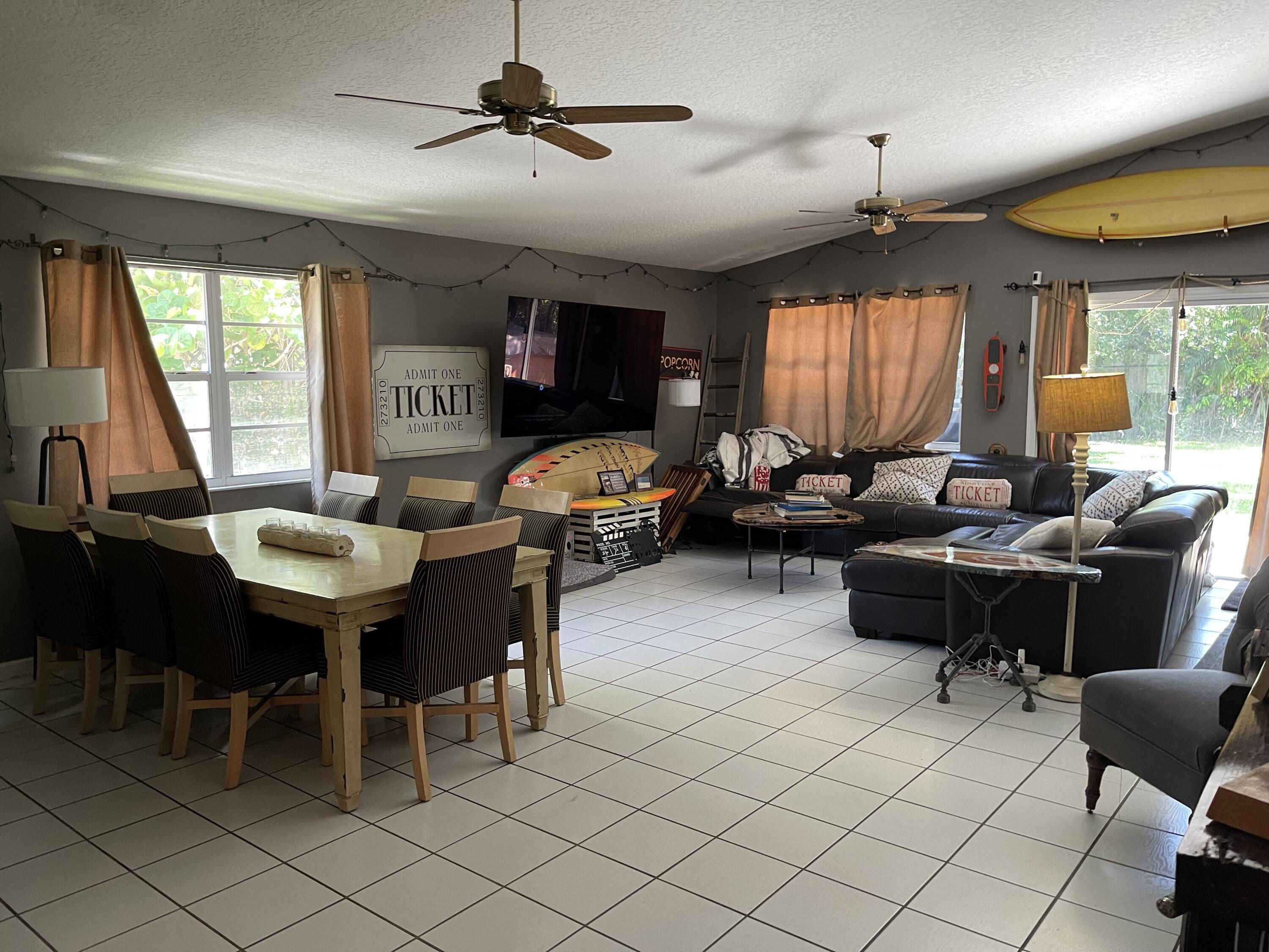 Lantana, FL 33462,615 S Lake DR