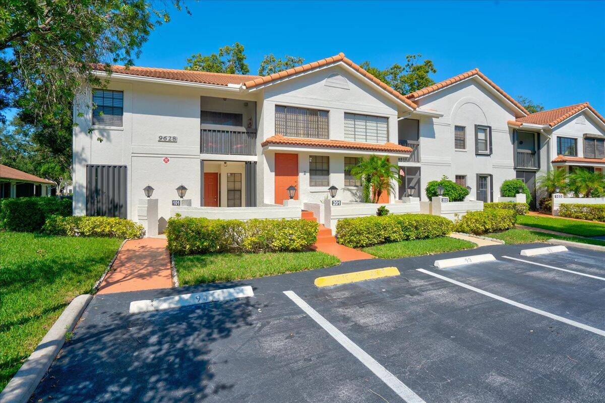 Boynton Beach, FL 33437,9628 Pavarotti TER 201