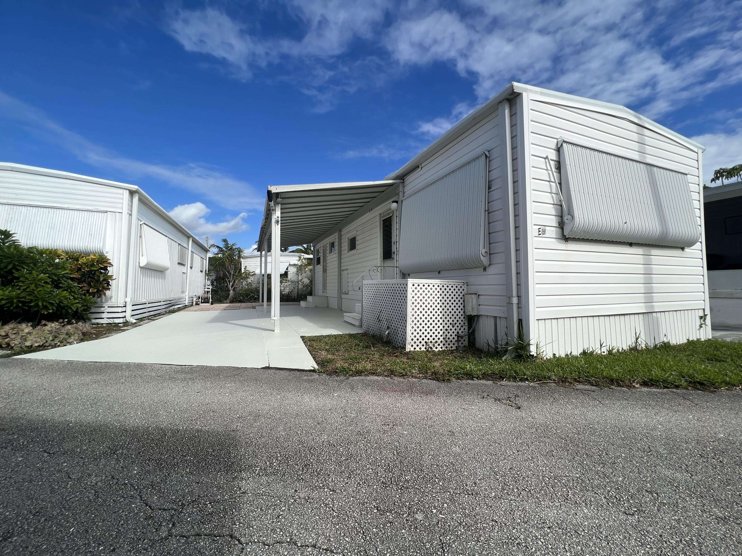 Boynton Beach, FL 33435,9 E Cedar DR E