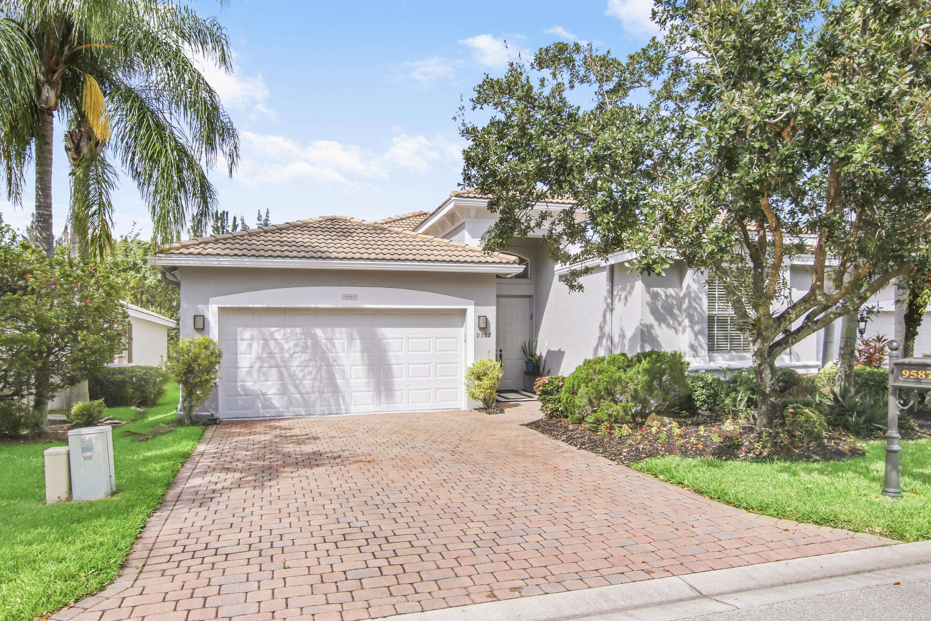 Lake Worth, FL 33467,9587 Positano WAY